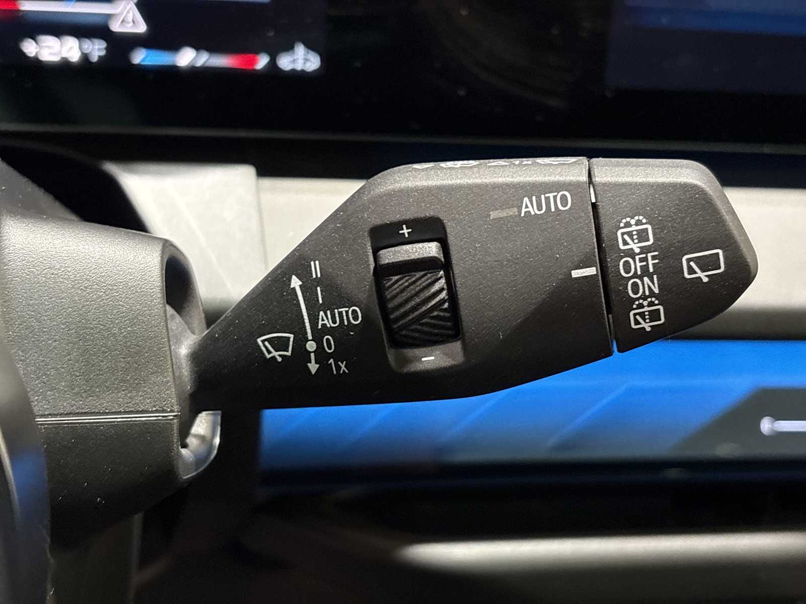 Thumbnail: 2025 BMW X3 - 32