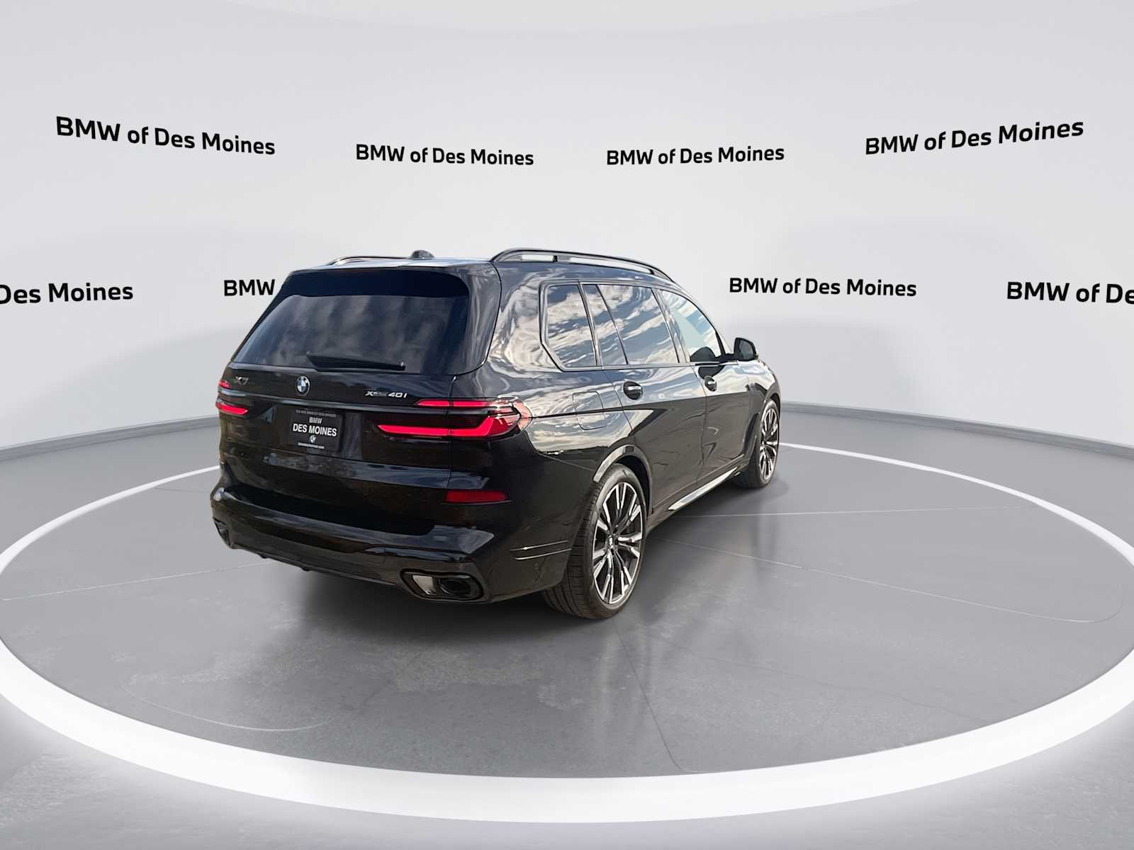 Thumbnail: 2026 BMW X7 - 8