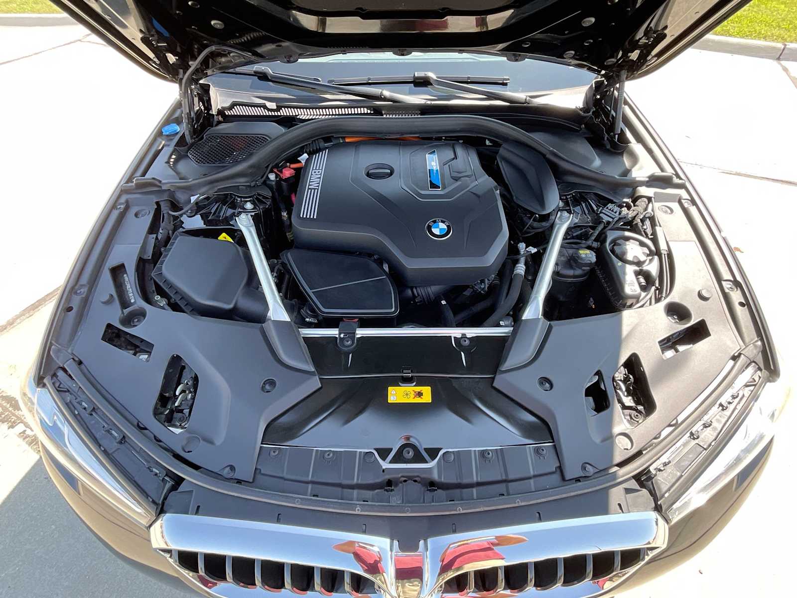 Thumbnail: 2023 BMW 5 Series - 14