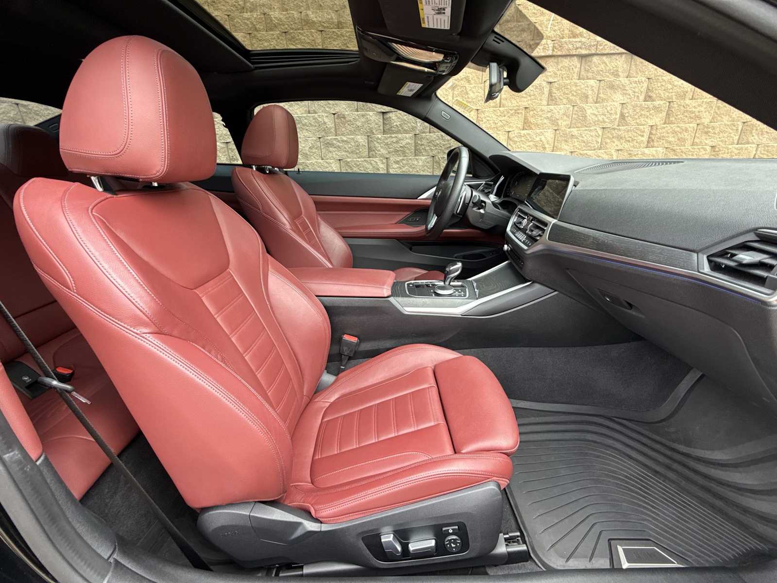 Thumbnail: 2021 BMW 4 Series - 24