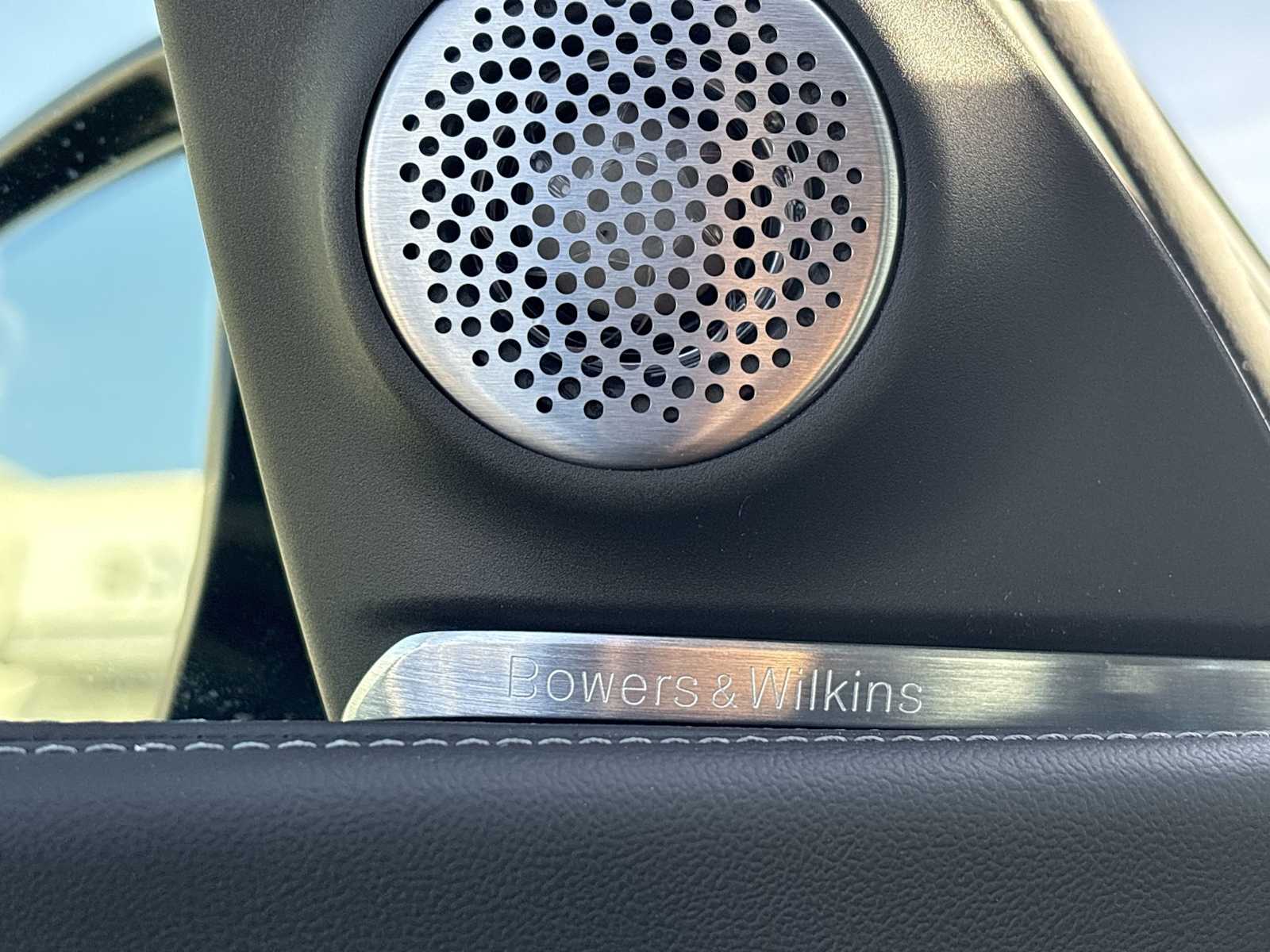 Thumbnail: 2026 BMW XM - 38