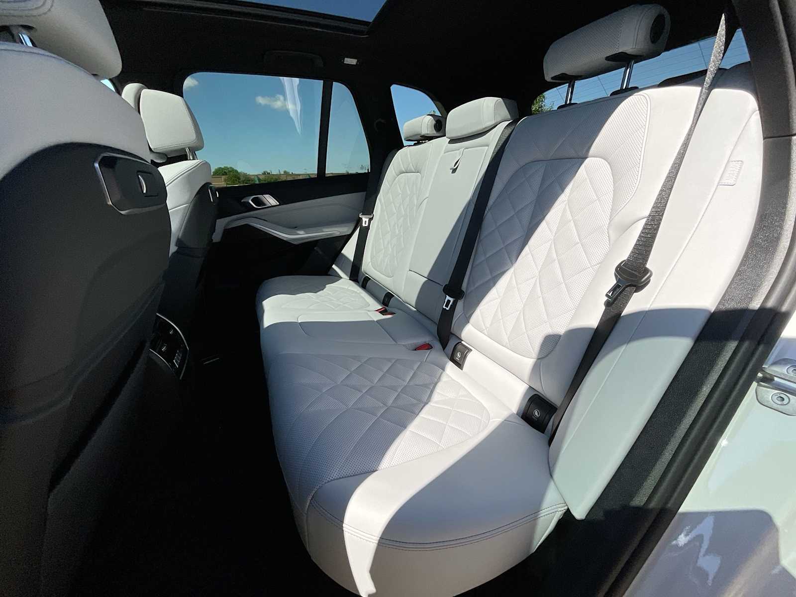 Thumbnail: 2025 BMW X5 - 20