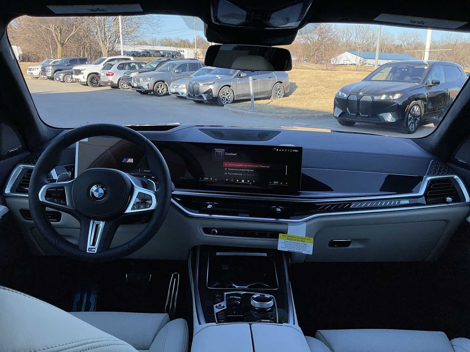 Thumbnail: 2026 BMW X7 - 15