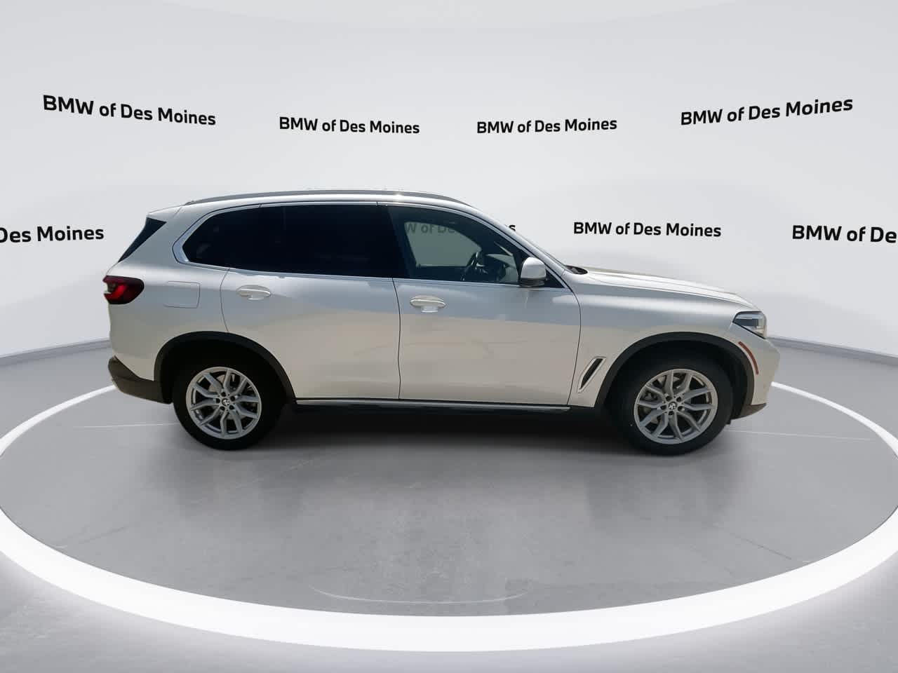 Thumbnail: 2023 BMW X5 - 9