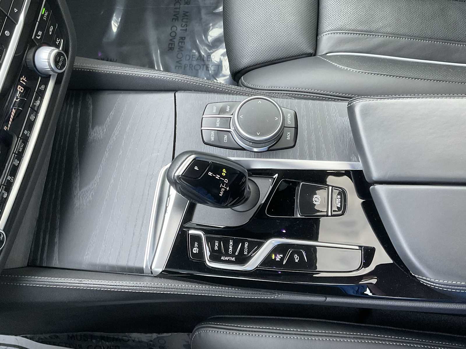 Thumbnail: 2022 BMW 5 Series - 29