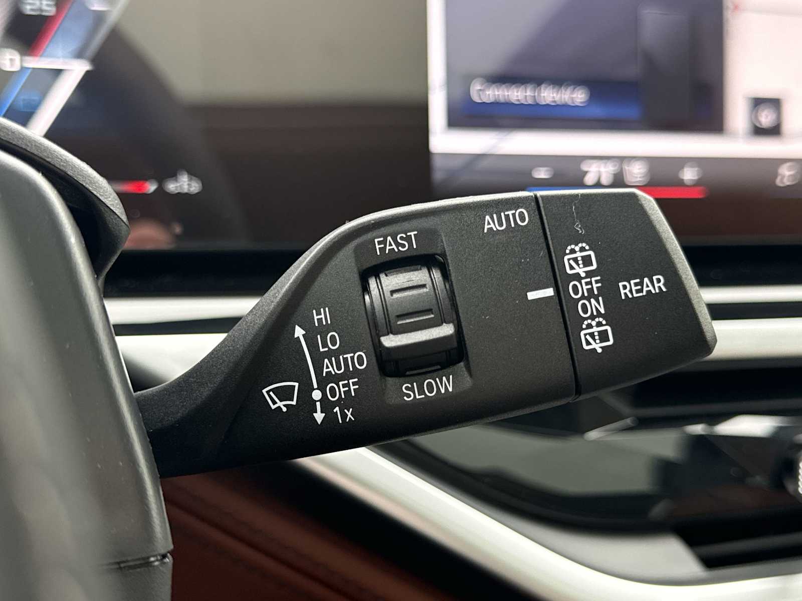 Thumbnail: 2026 BMW X7 - 28