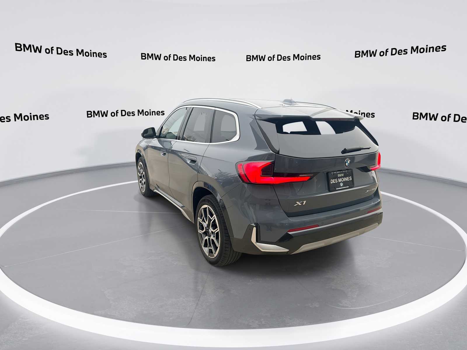 Thumbnail: 2023 BMW X1 - 6