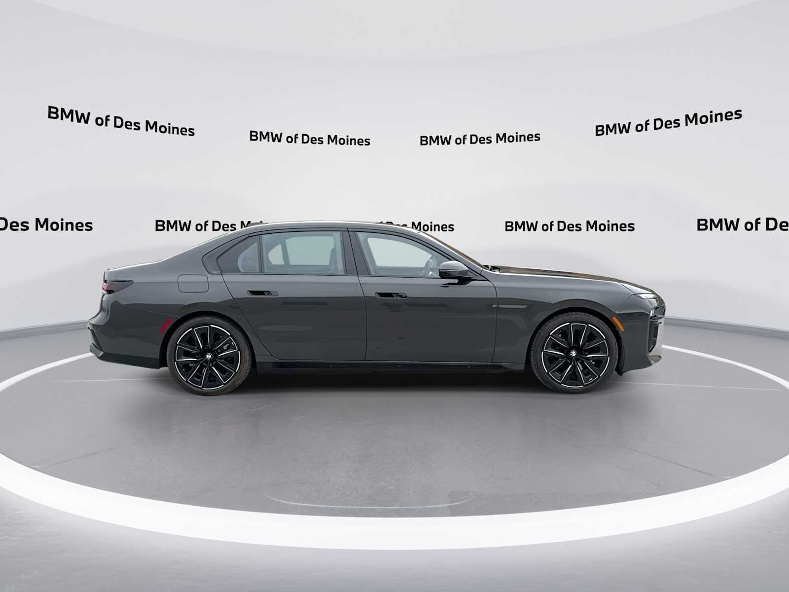 Thumbnail: 2024 BMW 7 Series - 9