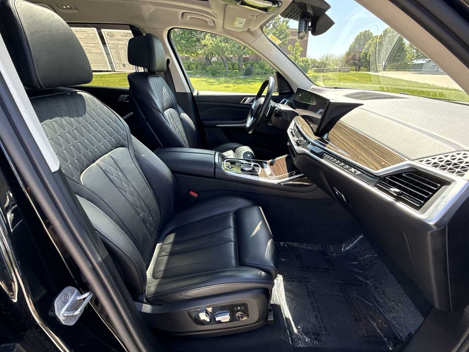 2023 BMW X7 40i - Photo 24