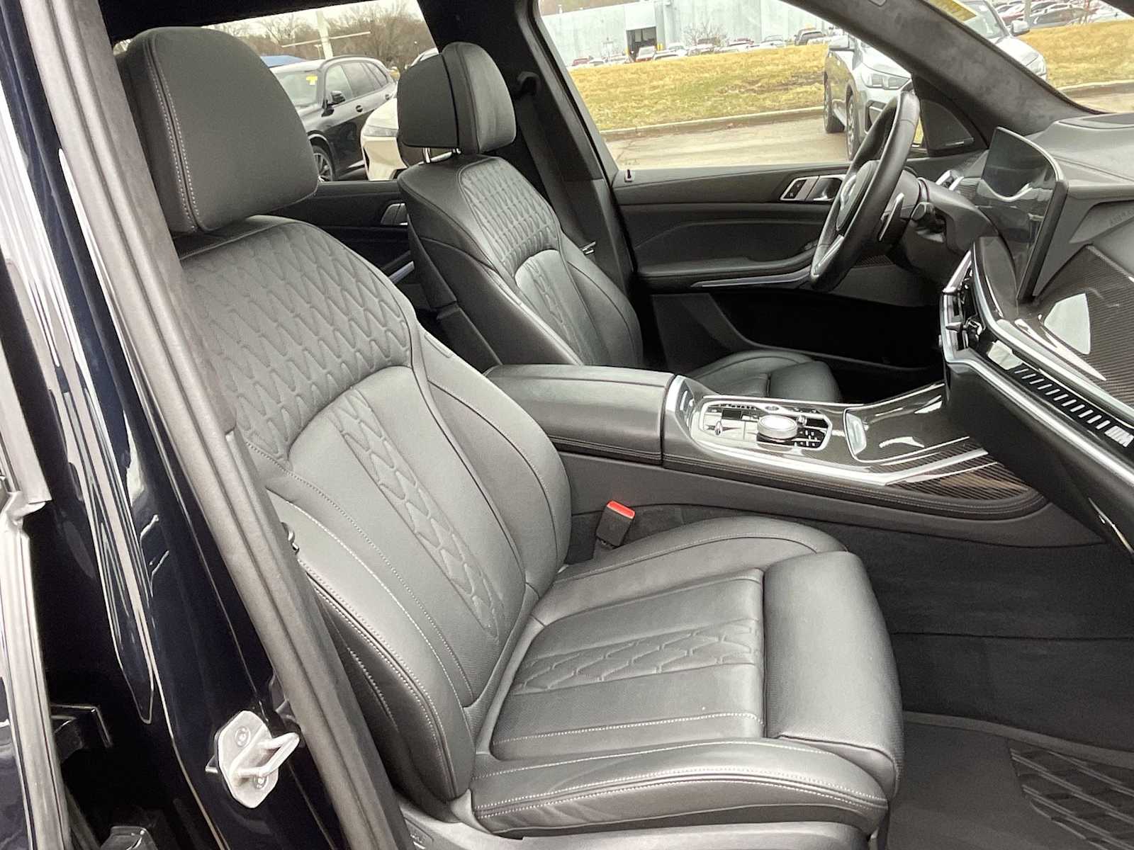 Thumbnail: 2024 BMW X7 - 23