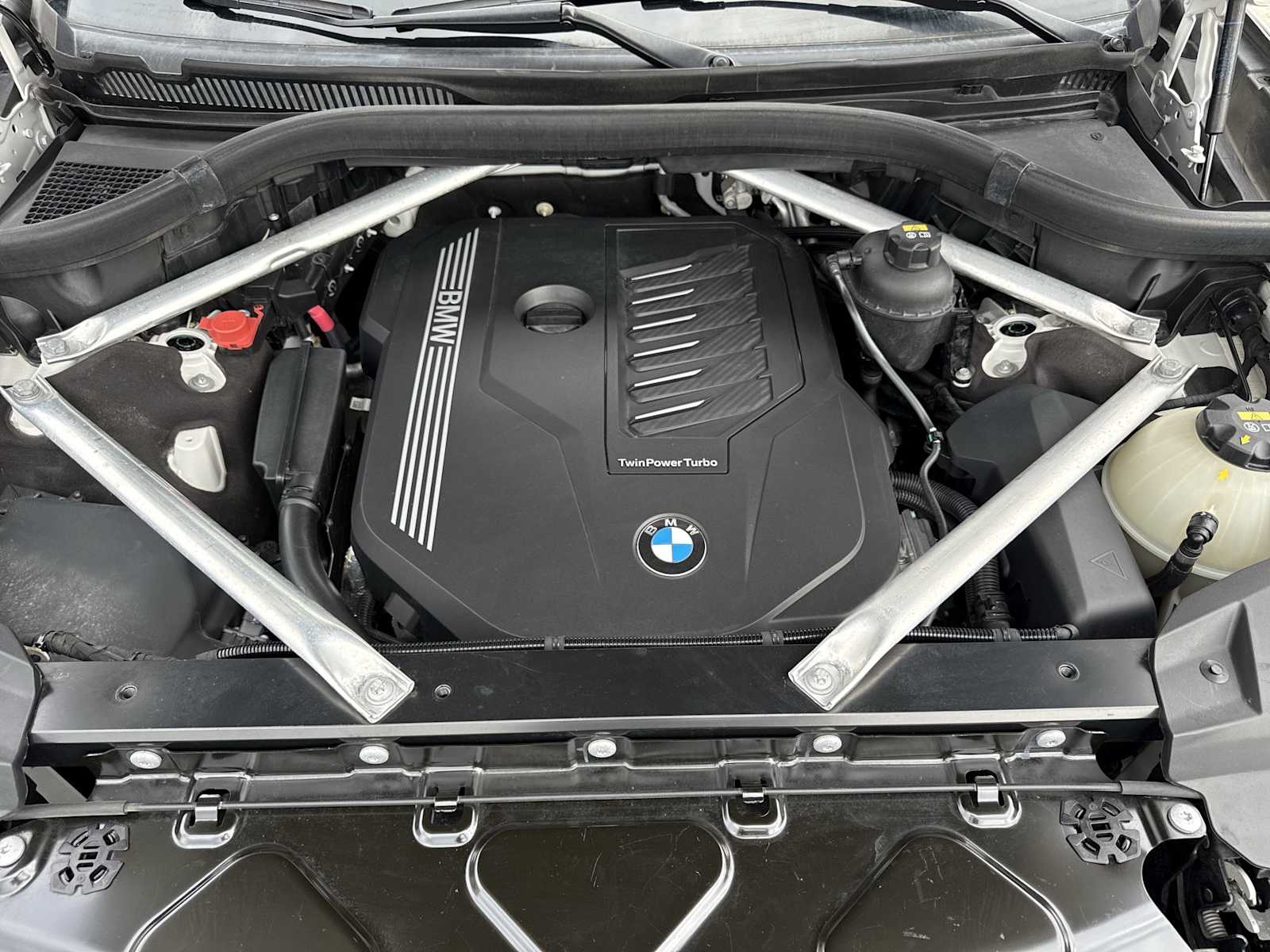 Thumbnail: 2020 BMW X7 - 15