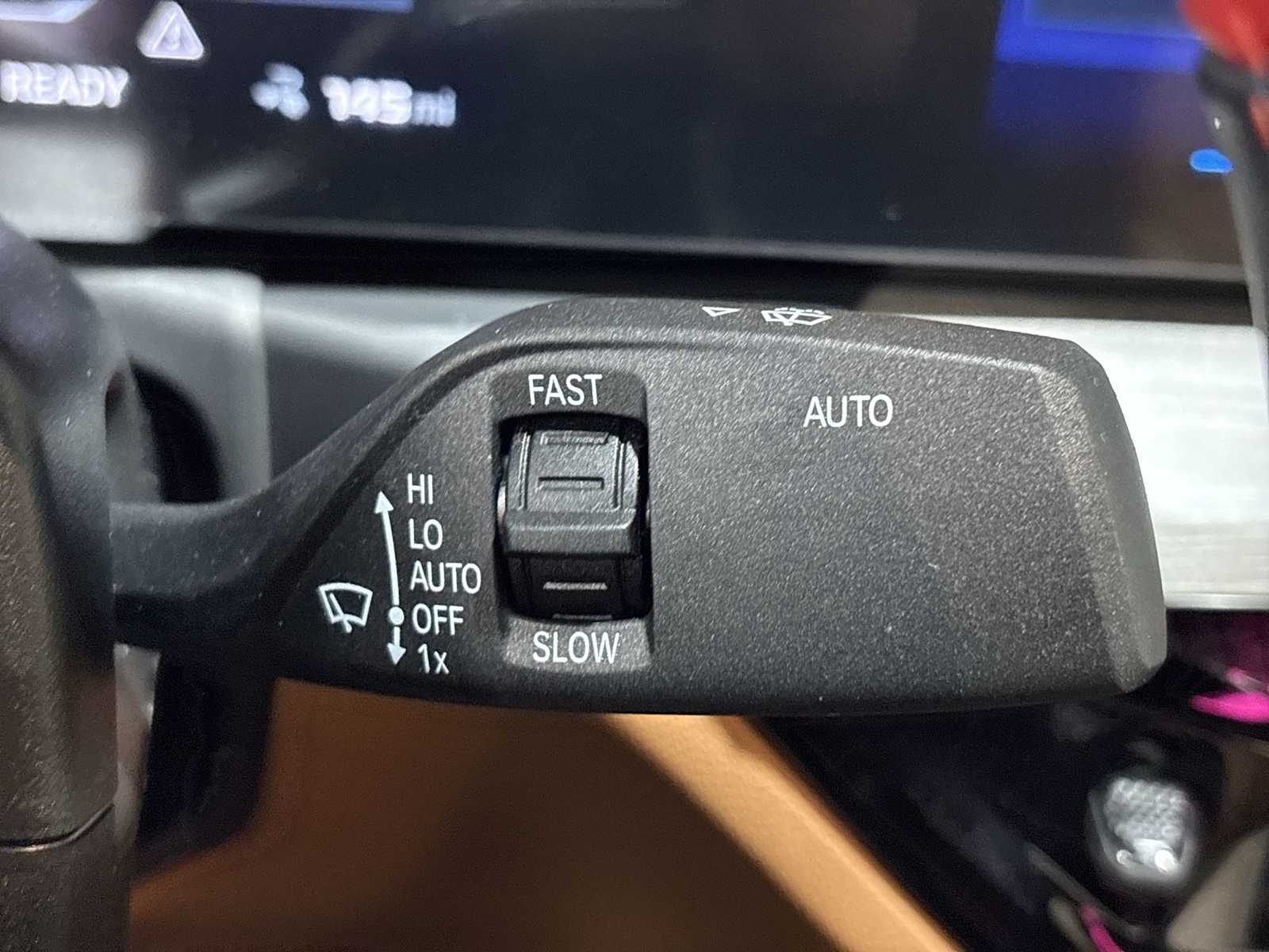 Thumbnail: 2025 BMW i4 - 32