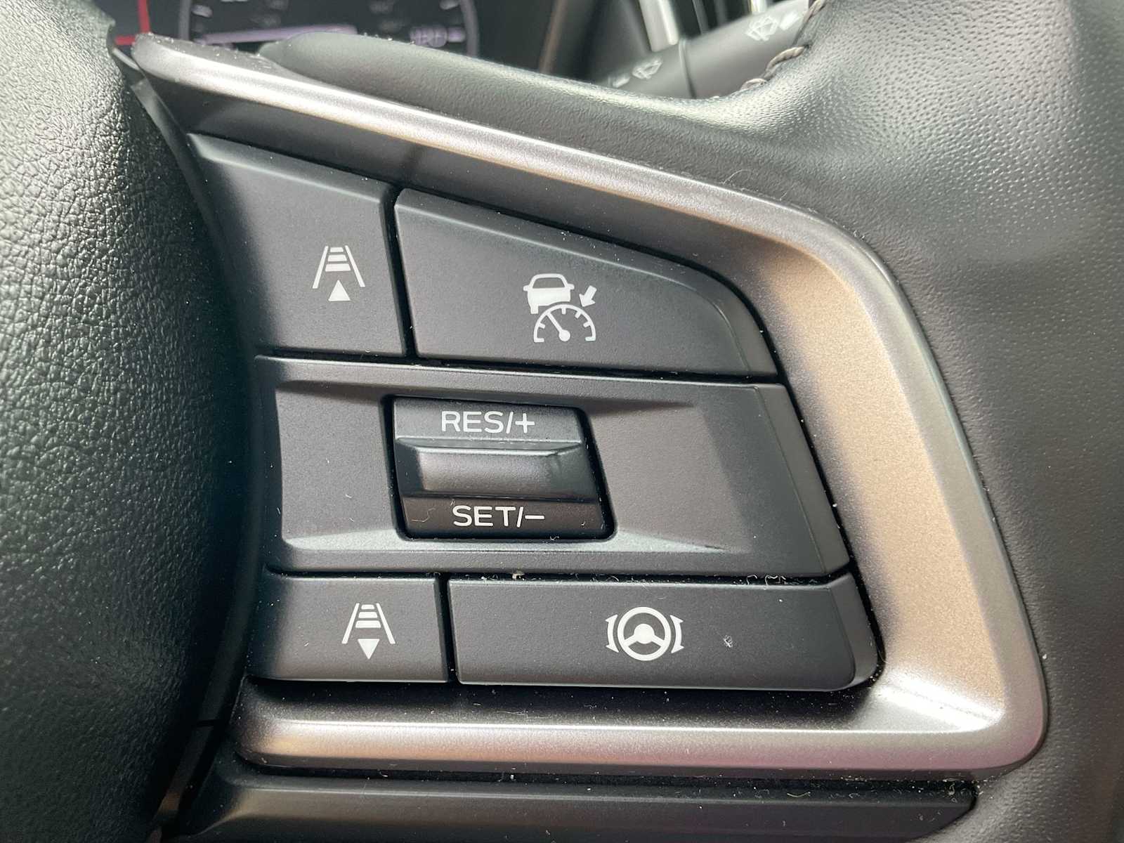 Thumbnail: 2023 Subaru Legacy - 25