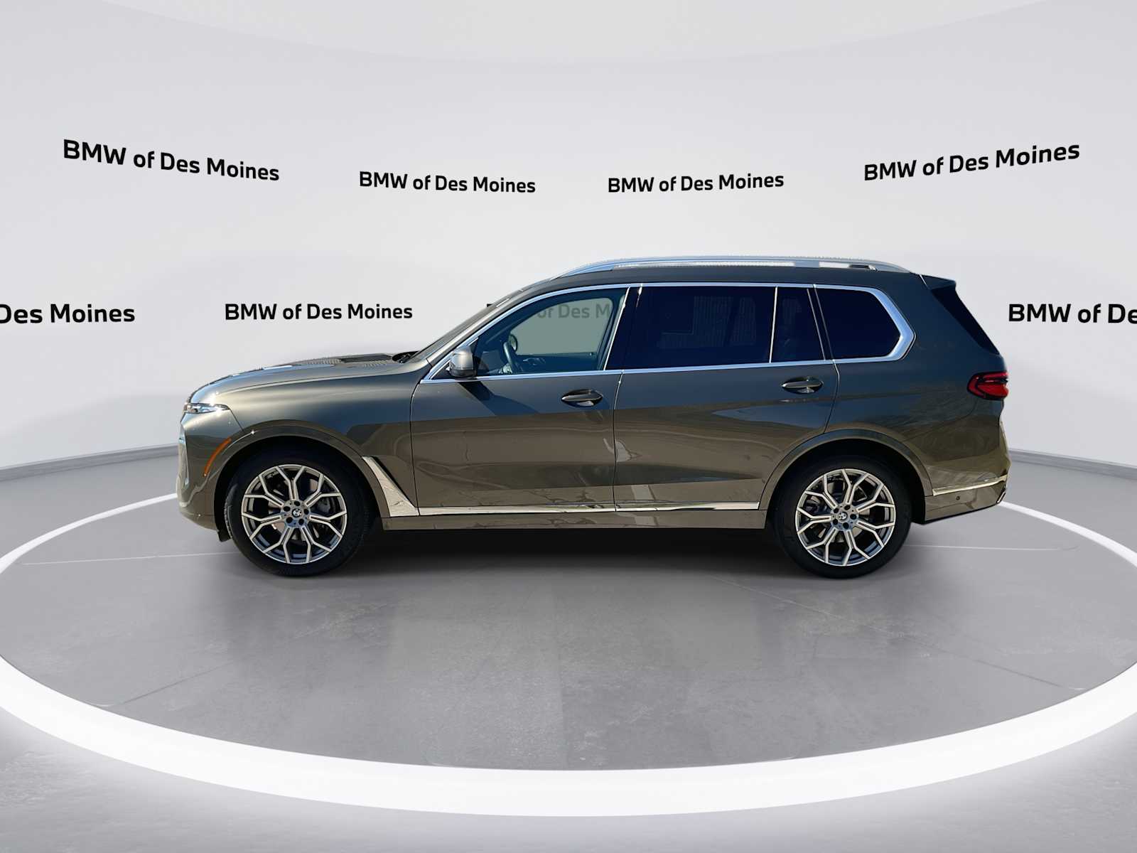 Thumbnail: 2025 BMW X7 - 5