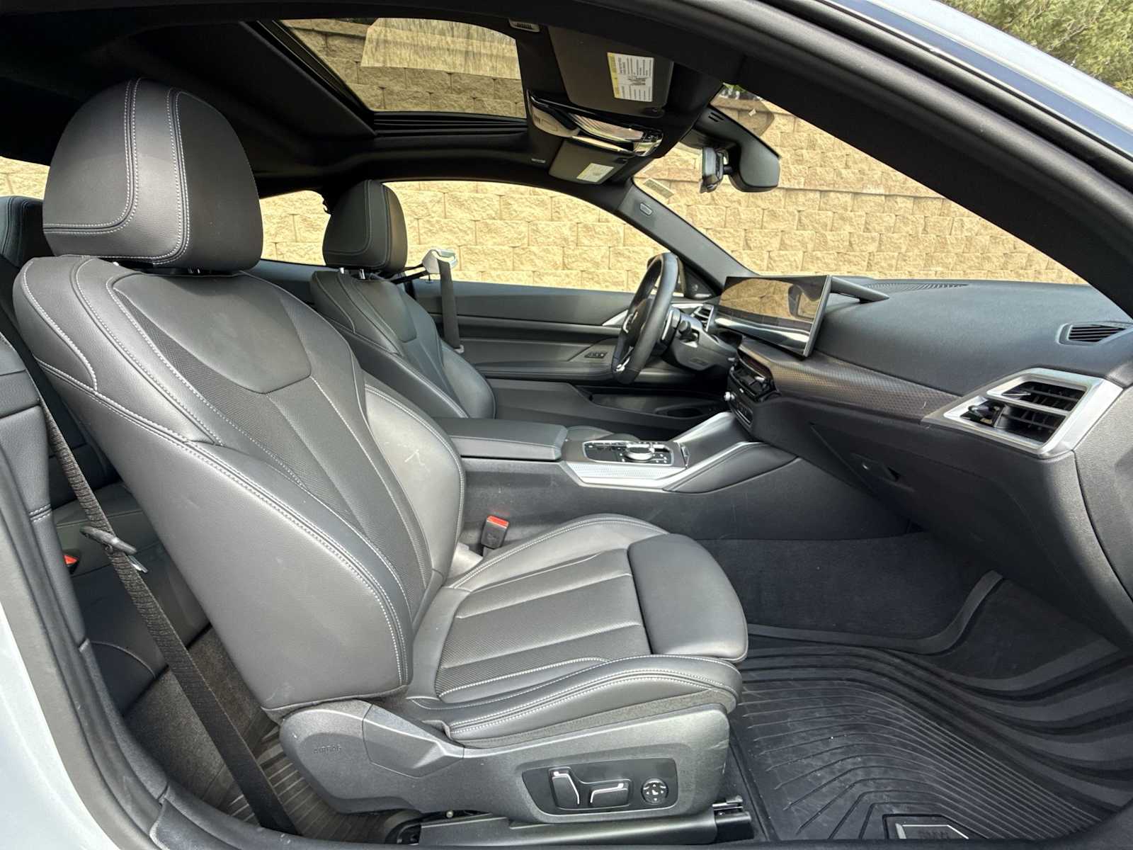 Thumbnail: 2026 BMW 4 Series - 24