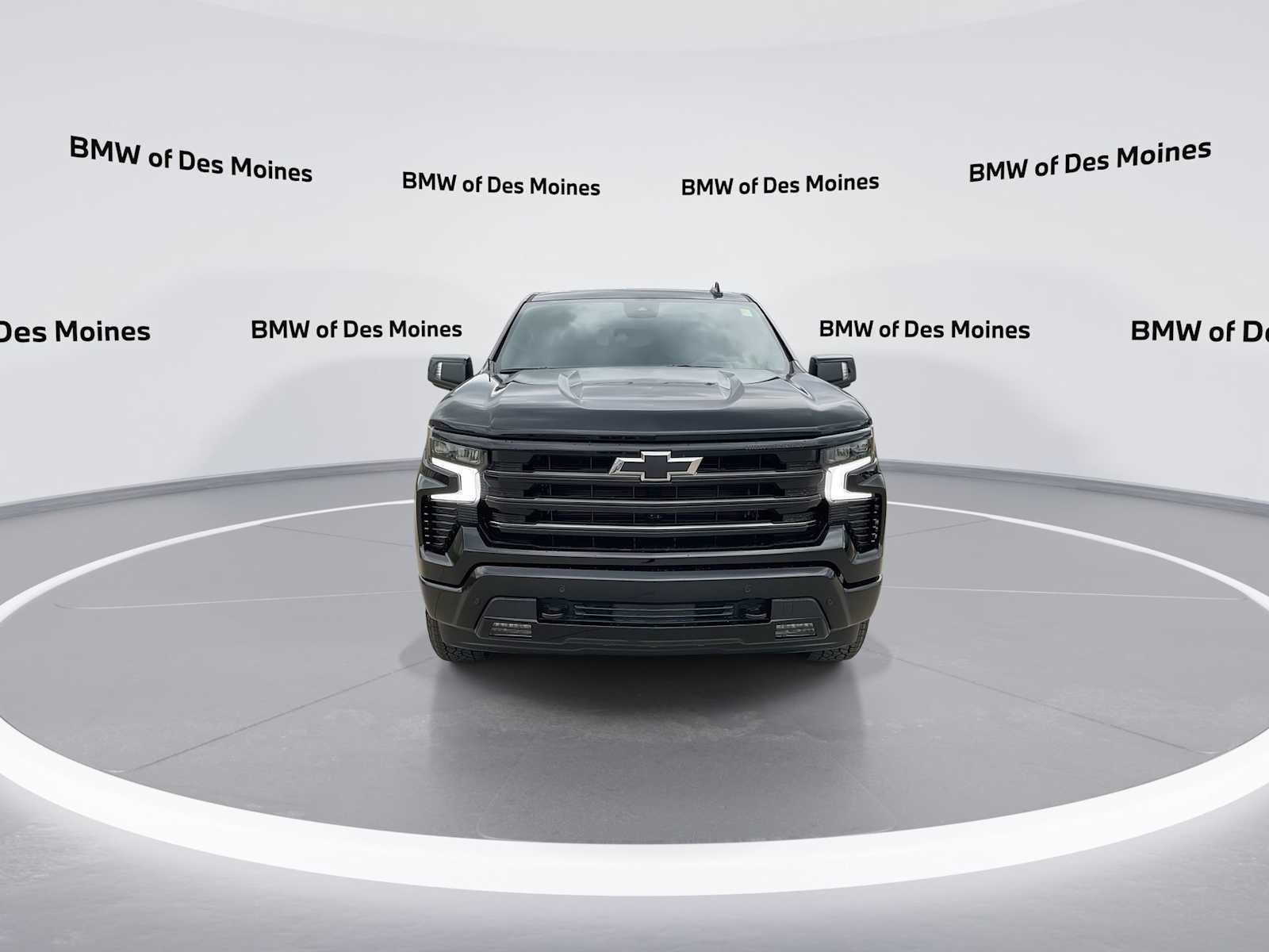 2025 Chevrolet Silverado 1500 High Country 3