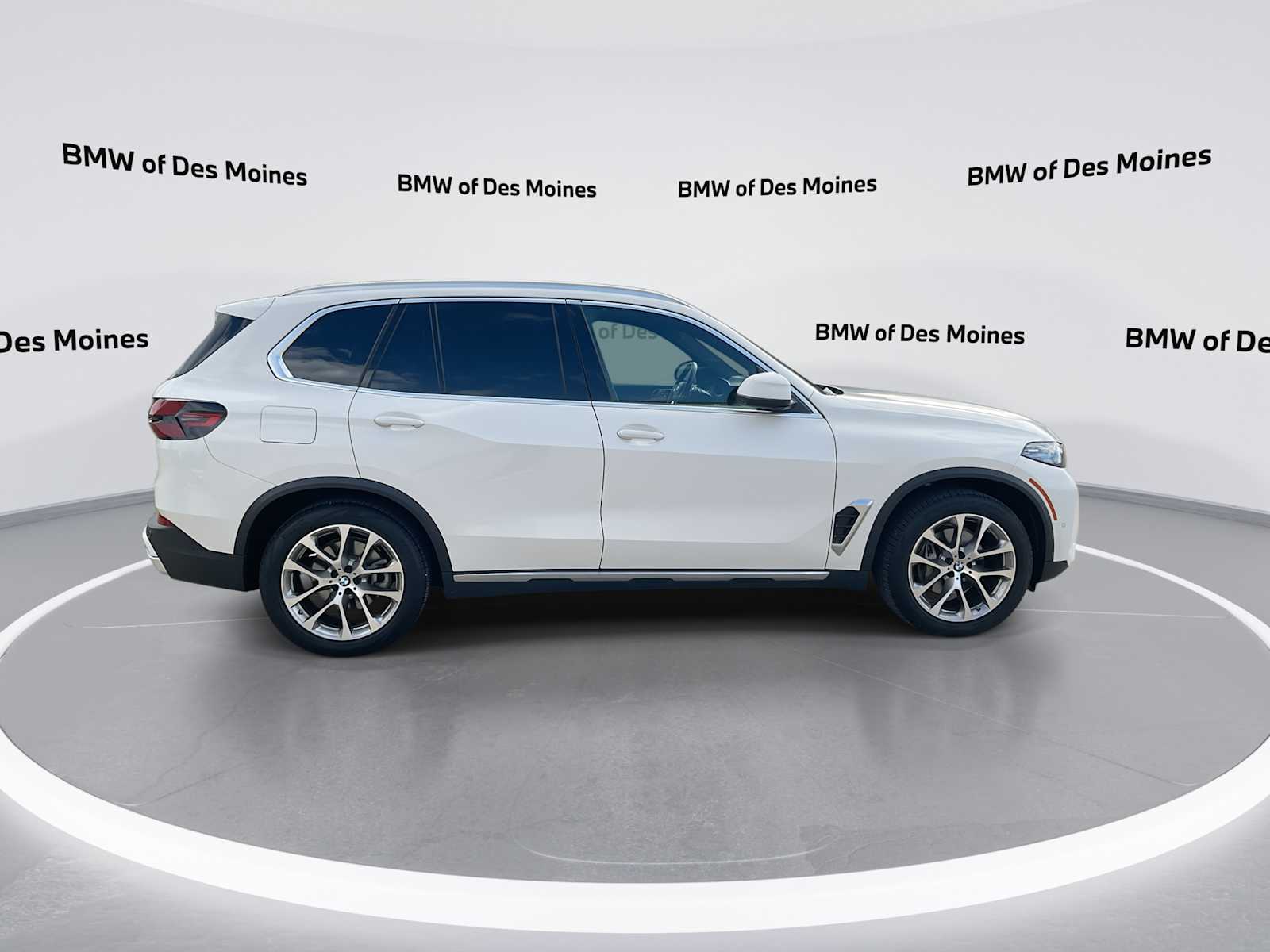 Thumbnail: 2025 BMW X5 - 9