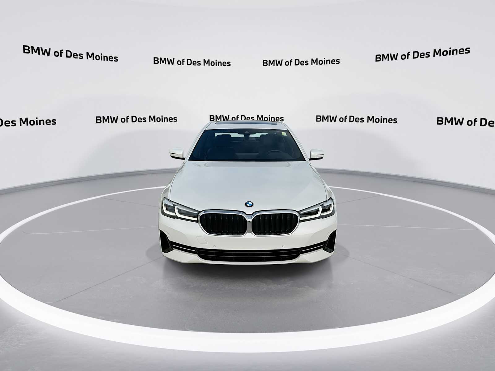 Thumbnail: 2022 BMW 5 Series - 3