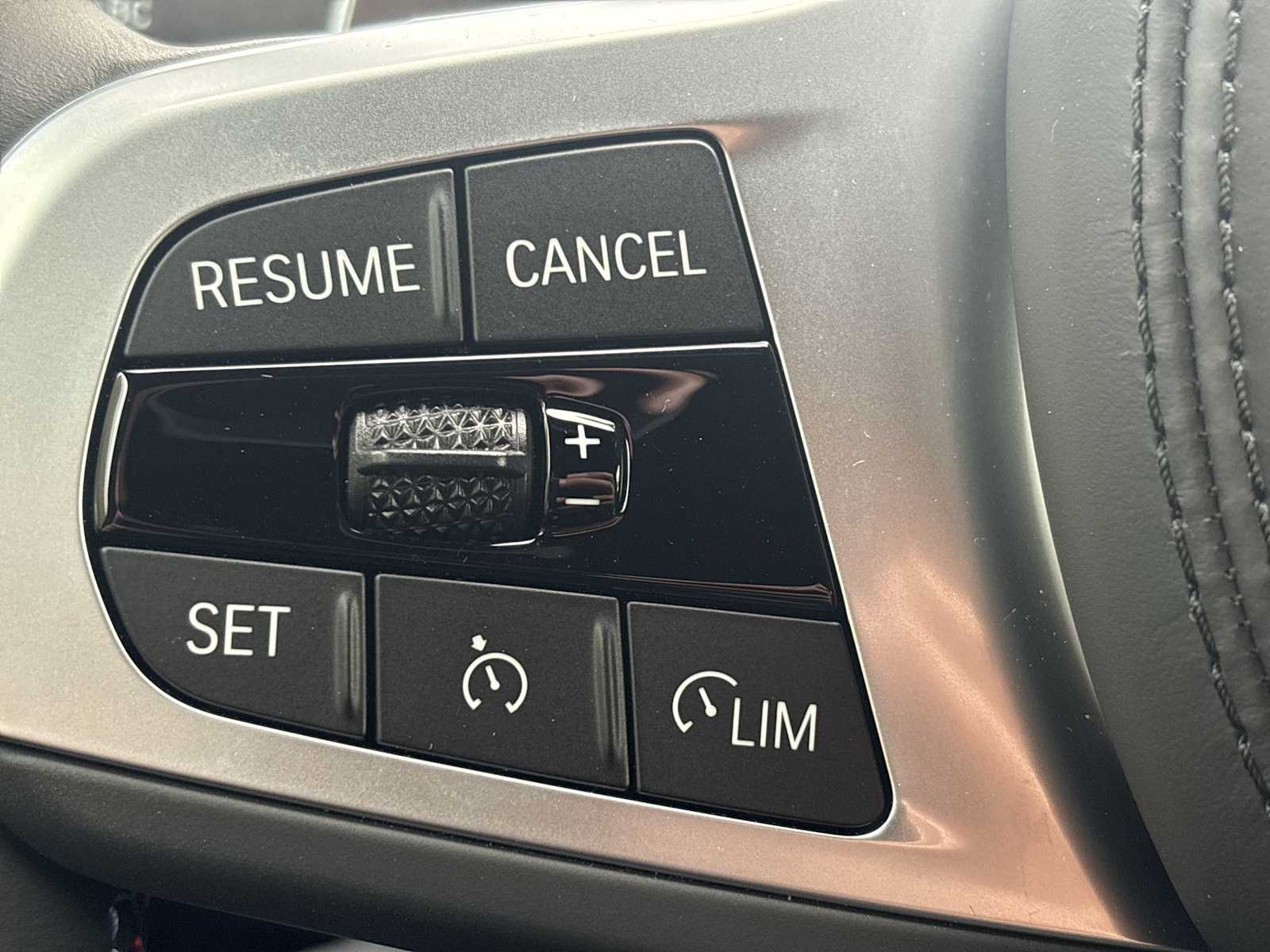 Thumbnail: 2024 BMW X3 - 19