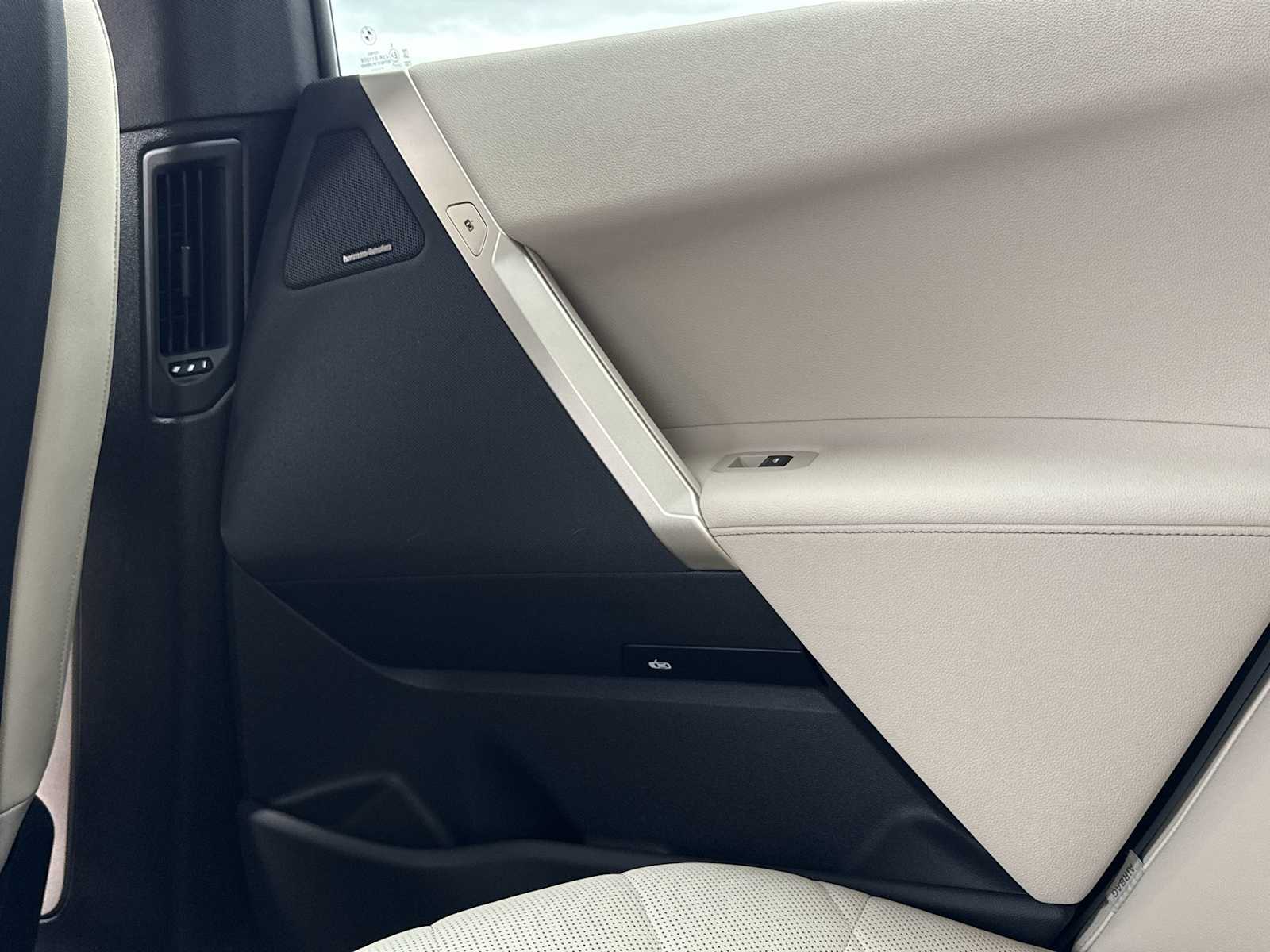 2024 BMW iX Base - Photo 41