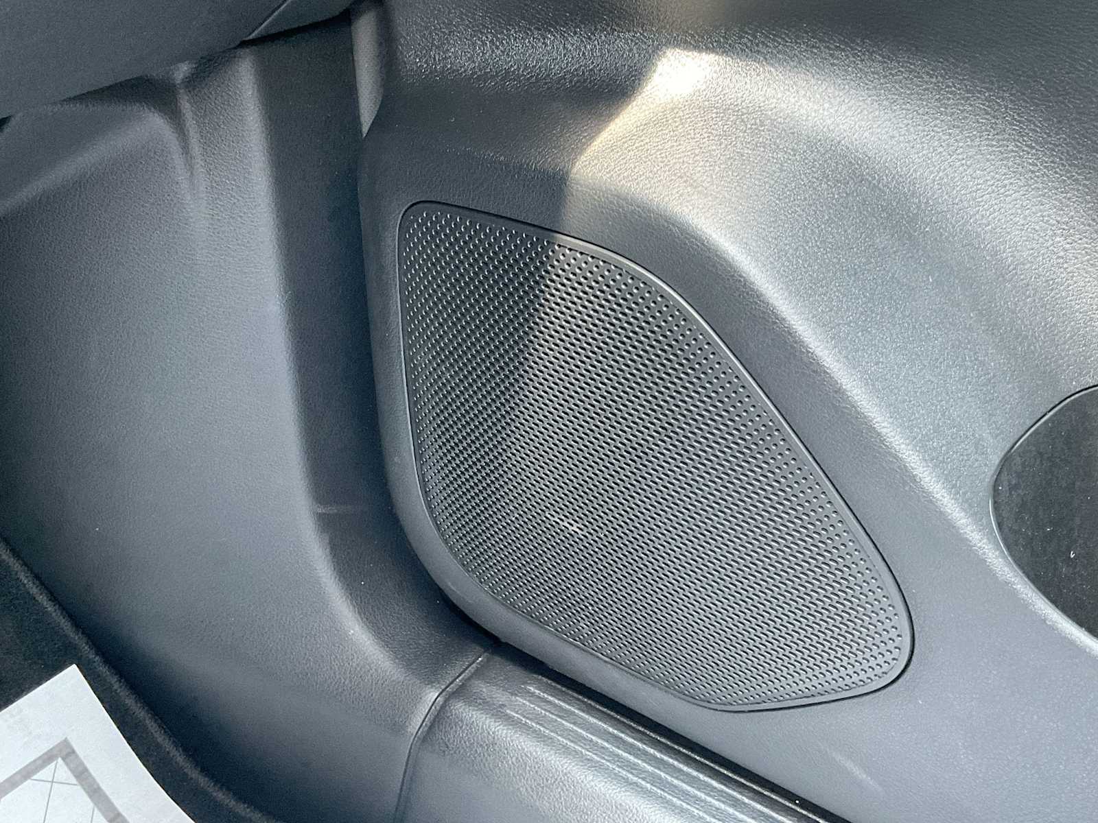 Thumbnail: 2021 Nissan Rogue - 32