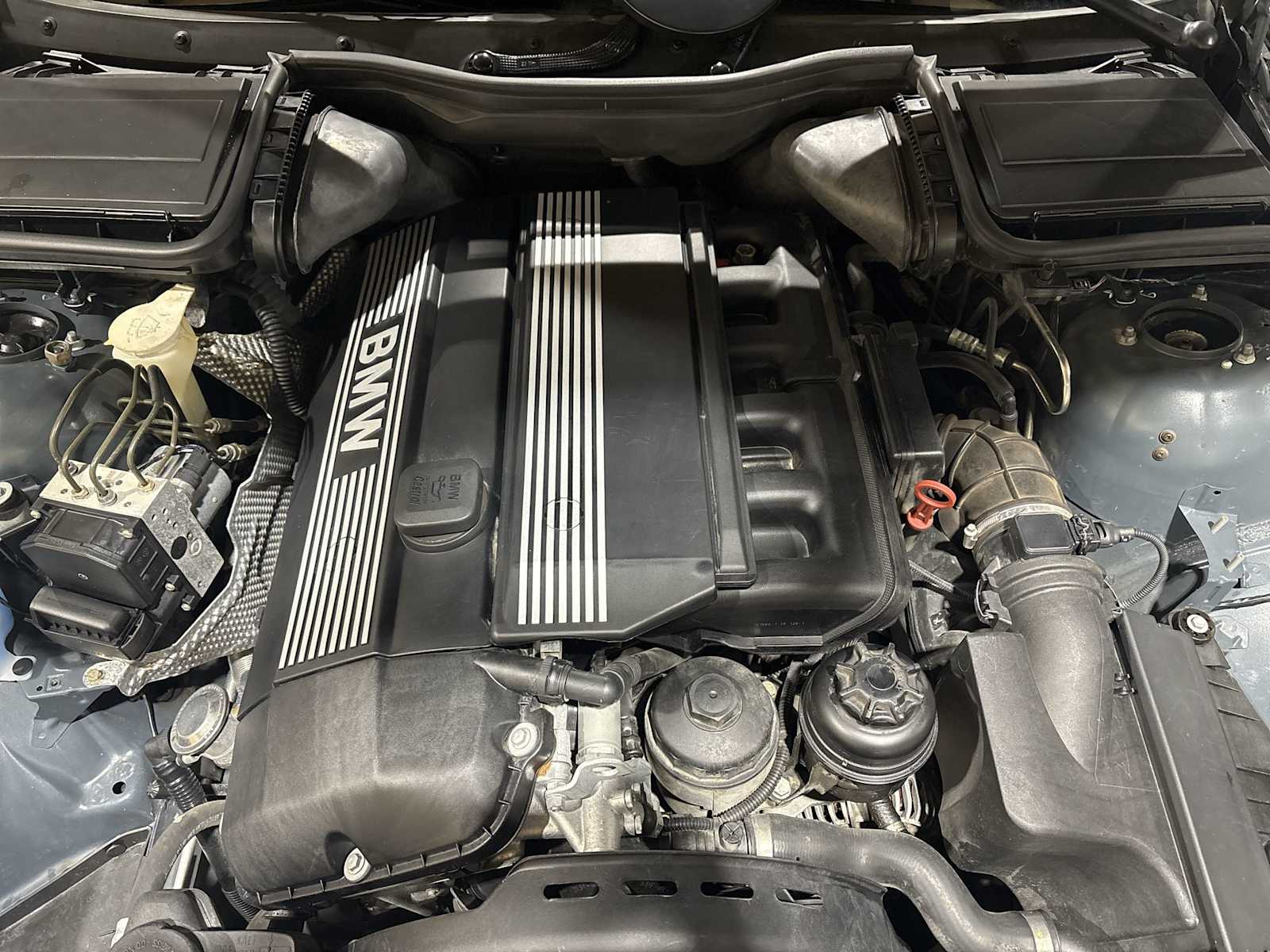 Thumbnail: 2001 BMW 5 Series - 15