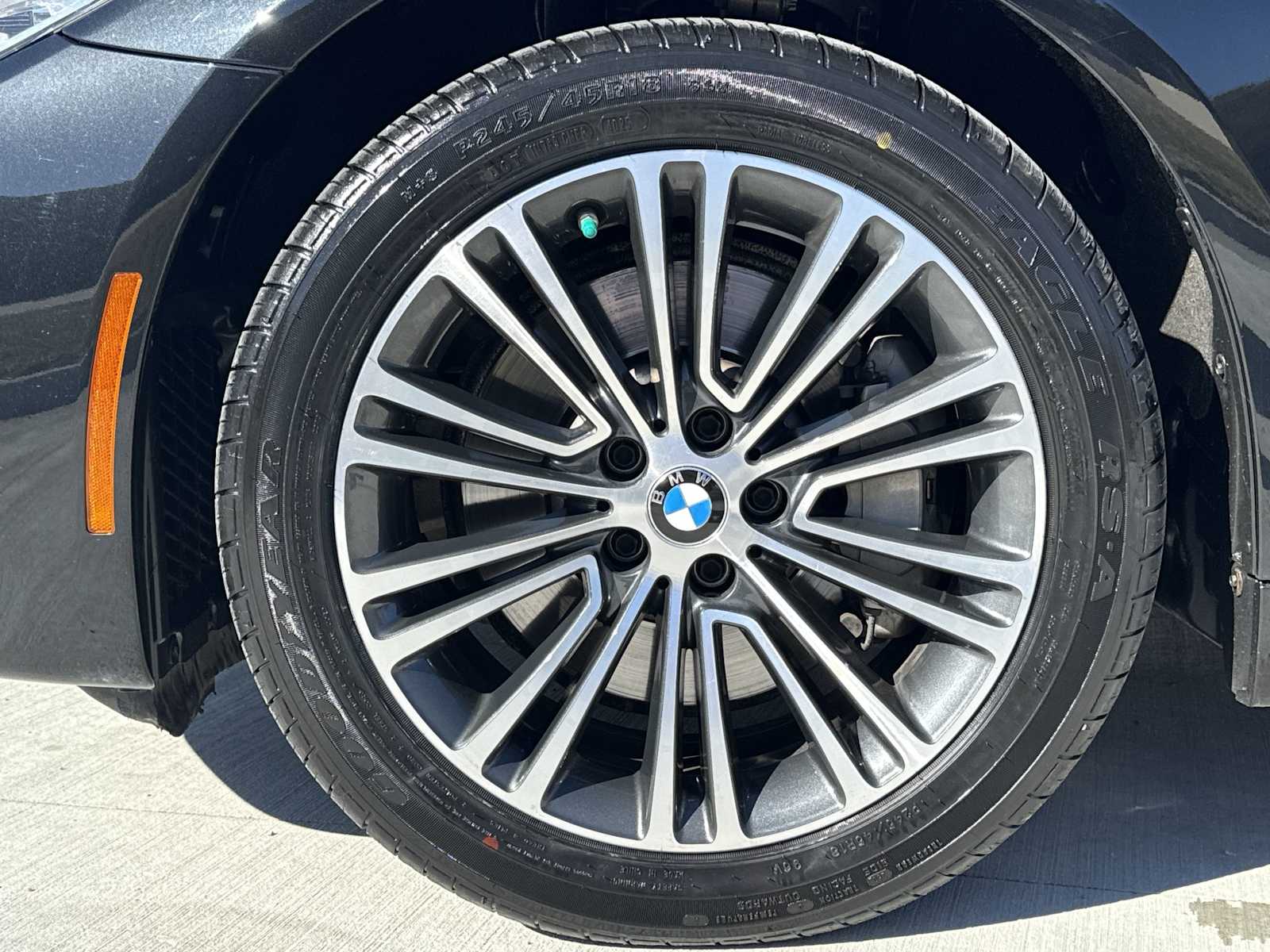 Thumbnail: 2019 BMW 5 Series - 14