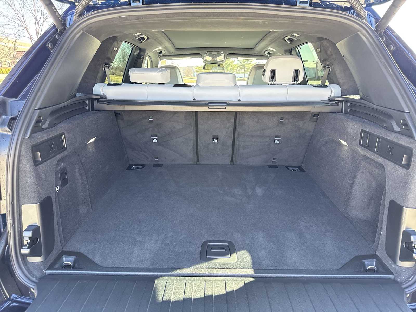 Thumbnail: 2026 BMW X5 - 37