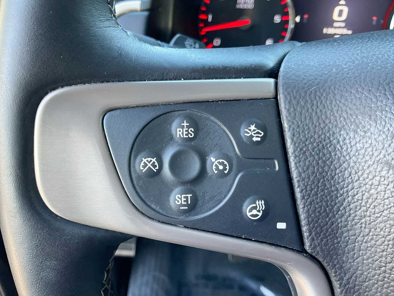 Thumbnail: 2016 GMC Yukon - 25