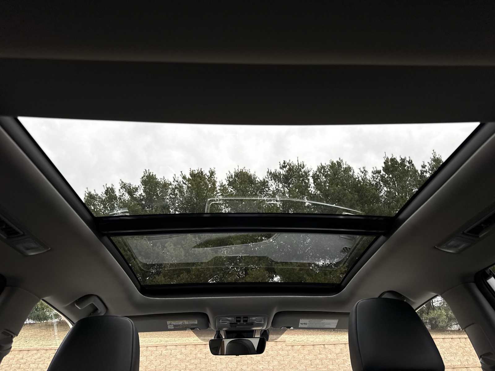 Thumbnail: 2018 Toyota Highlander - 23