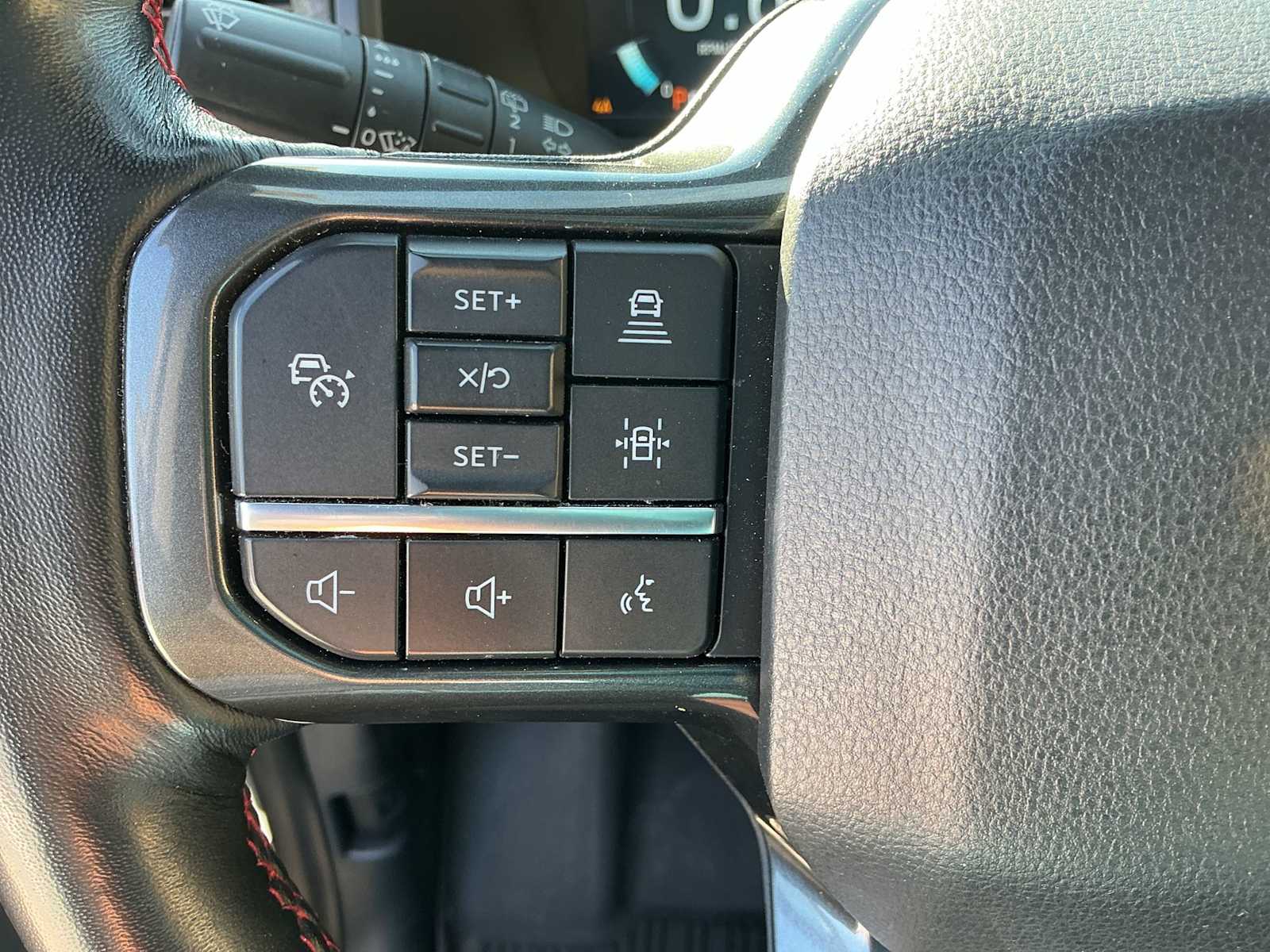 Thumbnail: 2022 Ford Expedition - 25