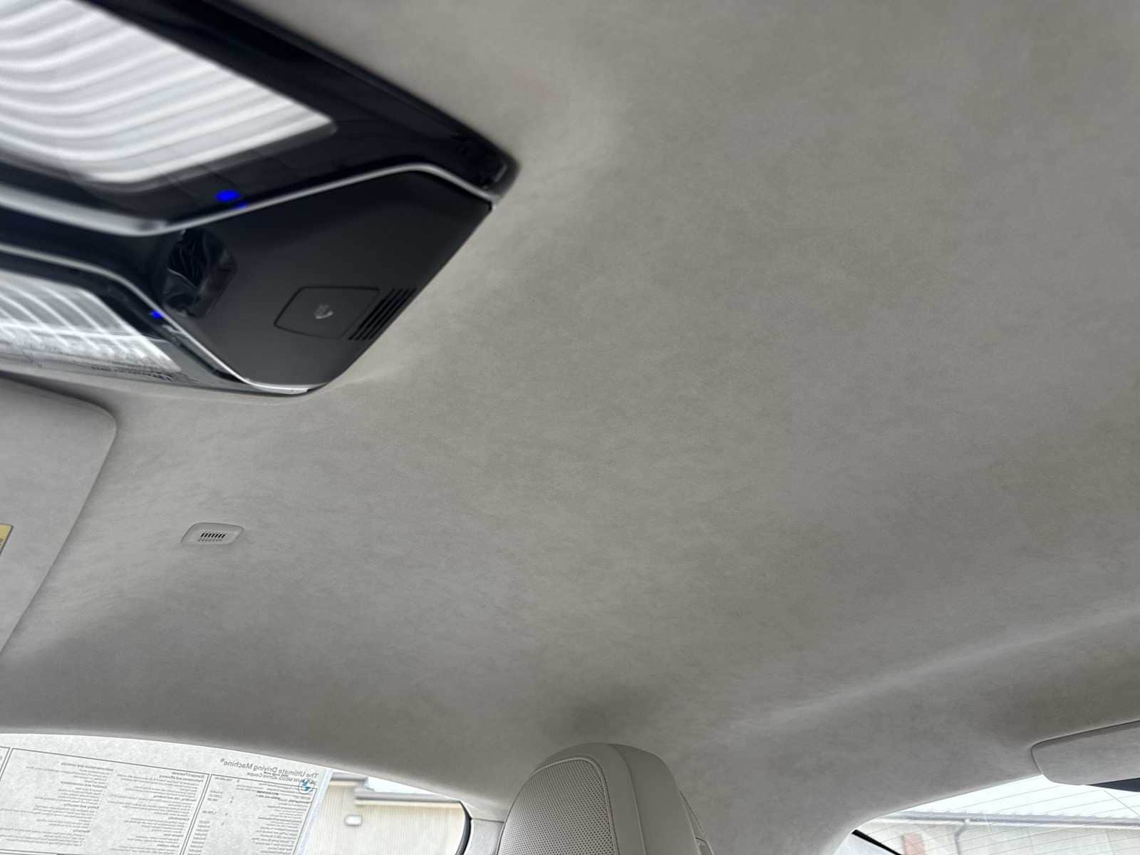 2026 BMW 8 Series M850i - Photo 38