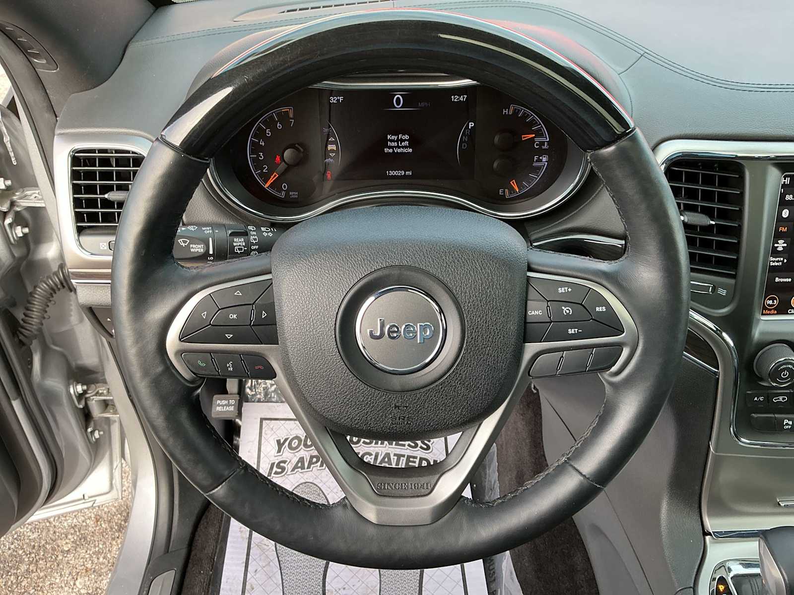 Thumbnail: 2018 Jeep Grand Cherokee - 25