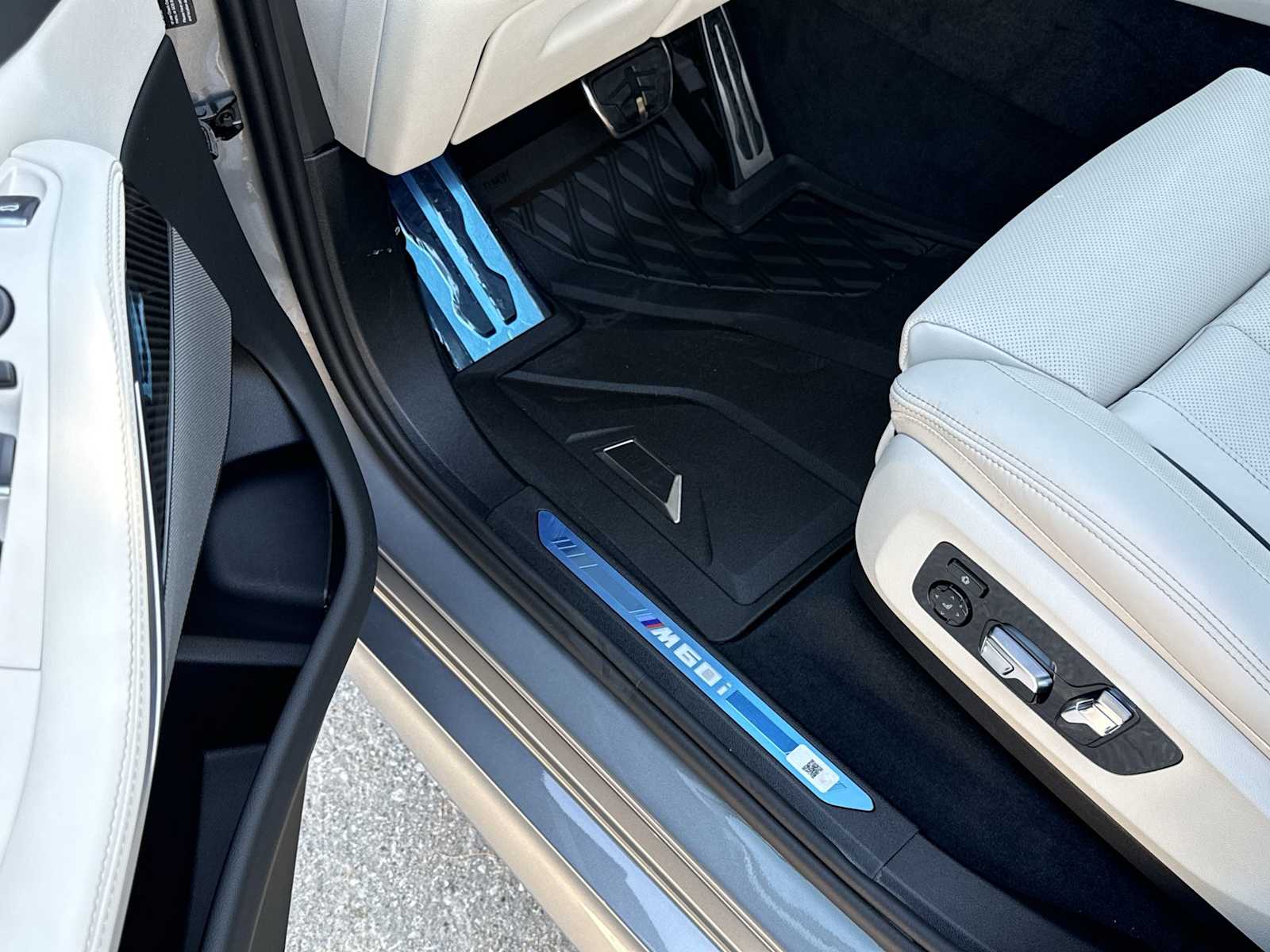 Thumbnail: 2026 BMW X5 - 46