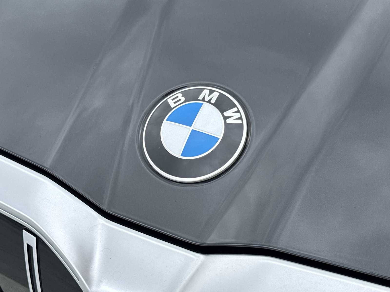 Thumbnail: 2024 BMW 5 Series - 12