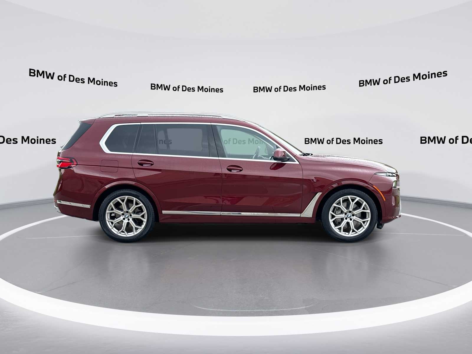 Thumbnail: 2024 BMW X7 - 9