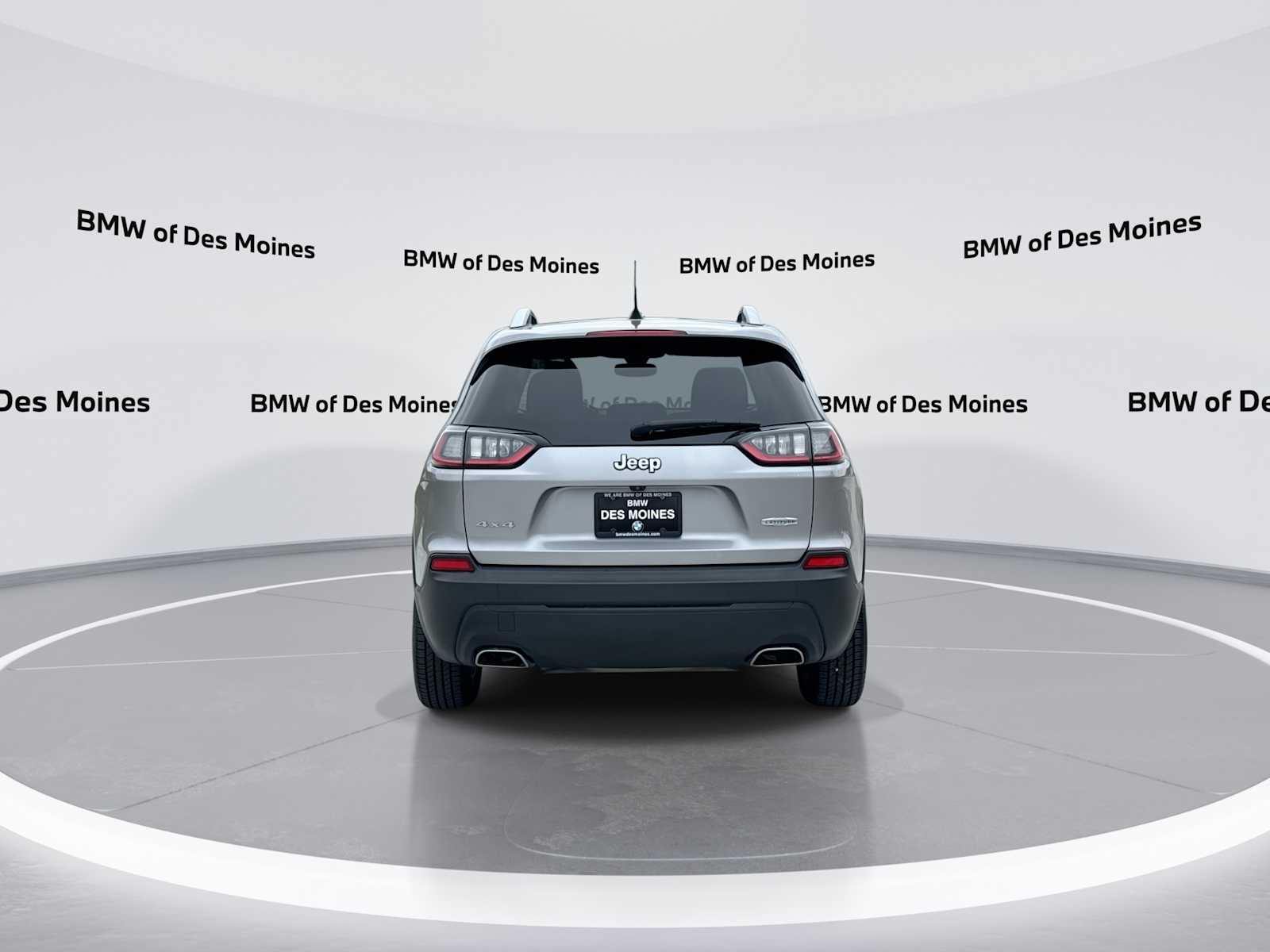 Thumbnail: 2019 Jeep Cherokee - 7