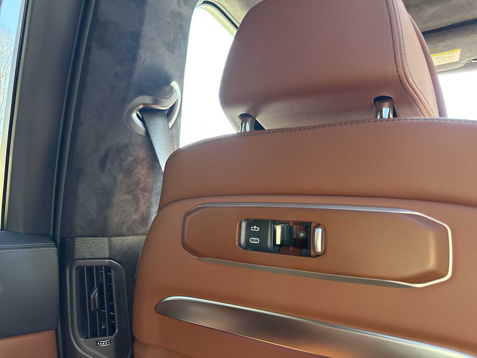 Thumbnail: 2026 BMW X7 - 43