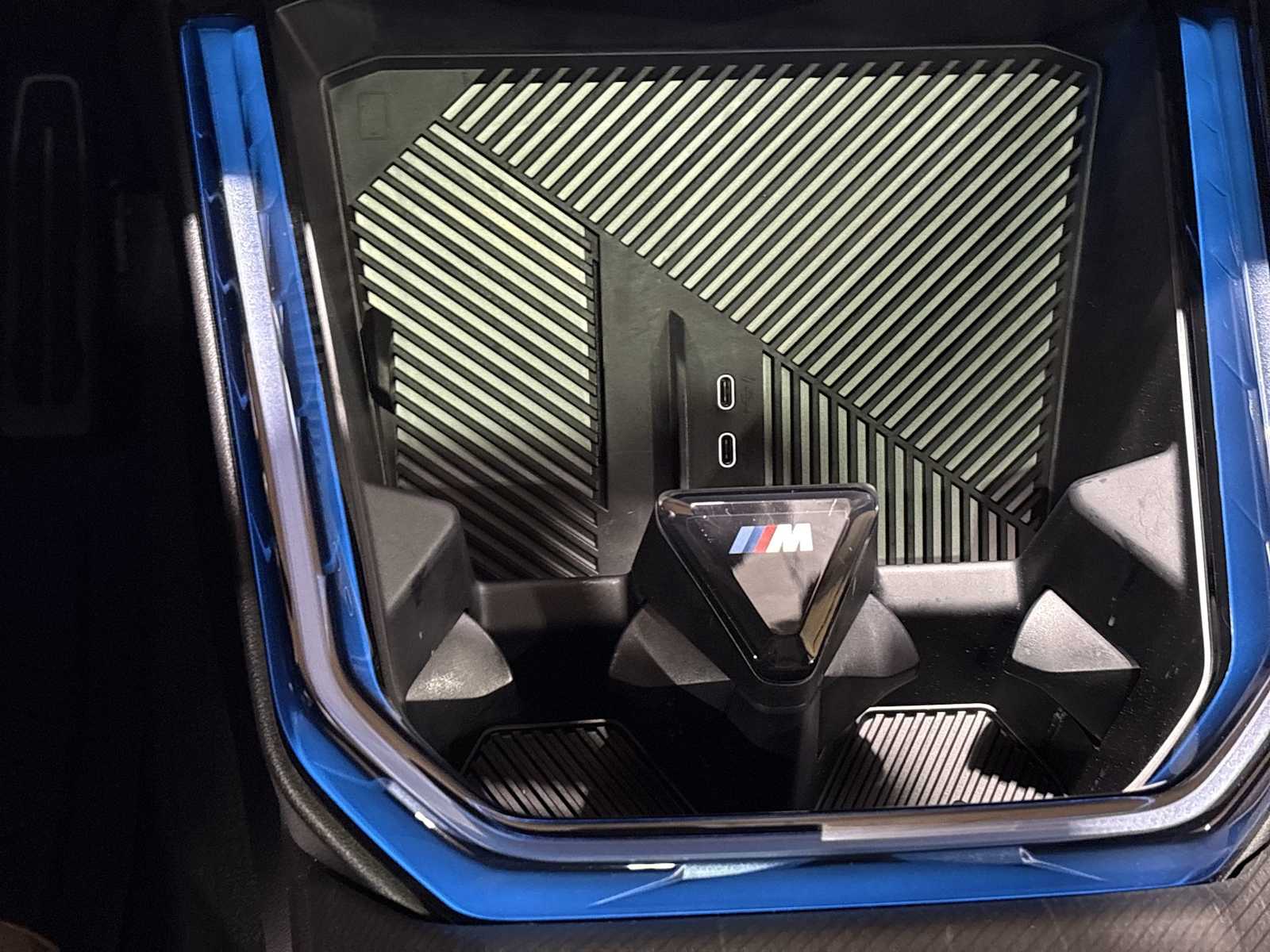 Thumbnail: 2025 BMW X3 - 37