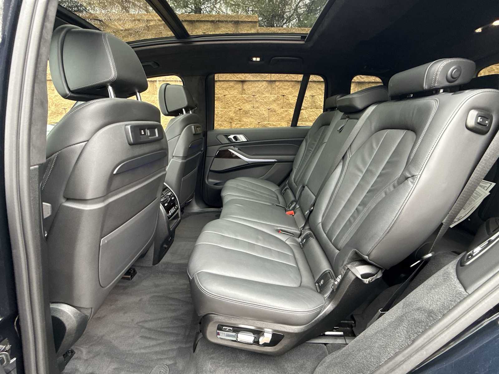 Thumbnail: 2020 BMW X7 - 21