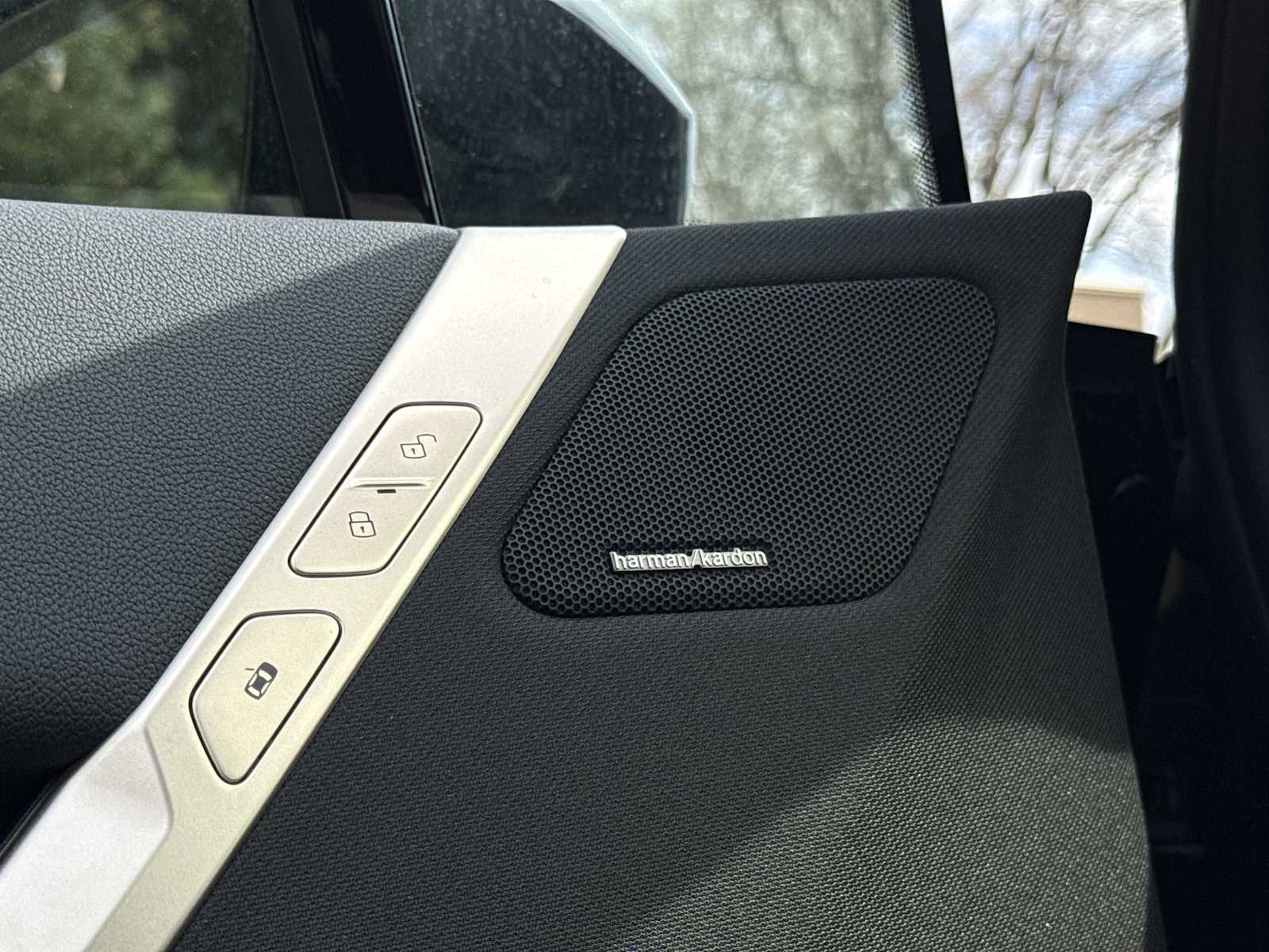 Thumbnail: 2026 BMW iX - 32