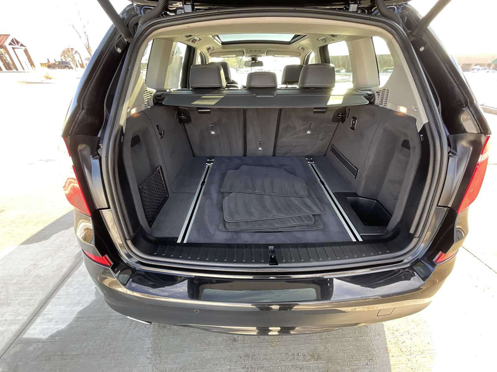 Thumbnail: 2016 BMW X3 - 33