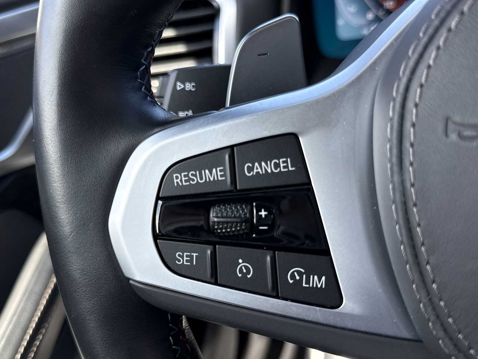 Thumbnail: 2025 BMW 8 Series - 24