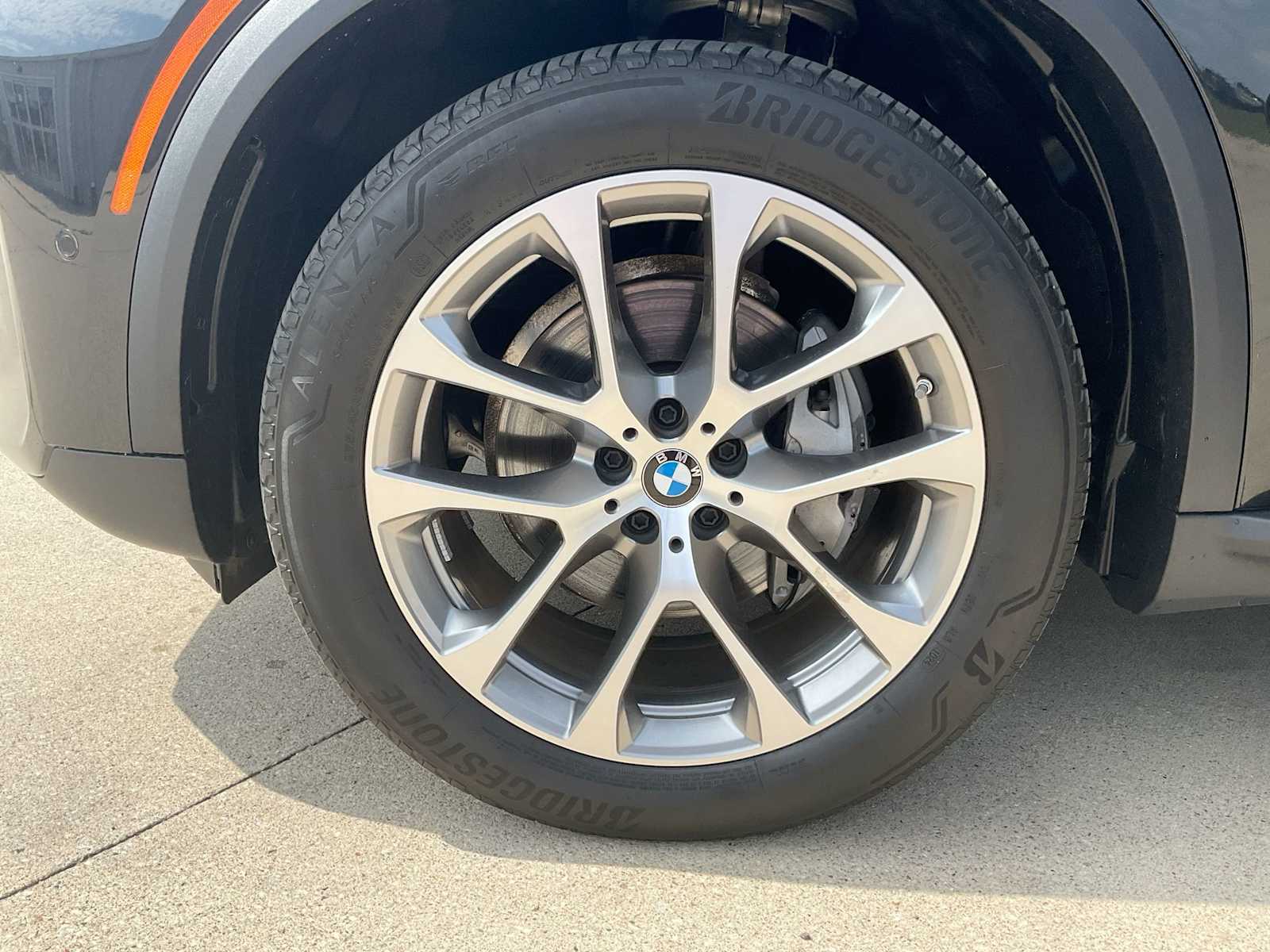 Thumbnail: 2025 BMW X5 - 11