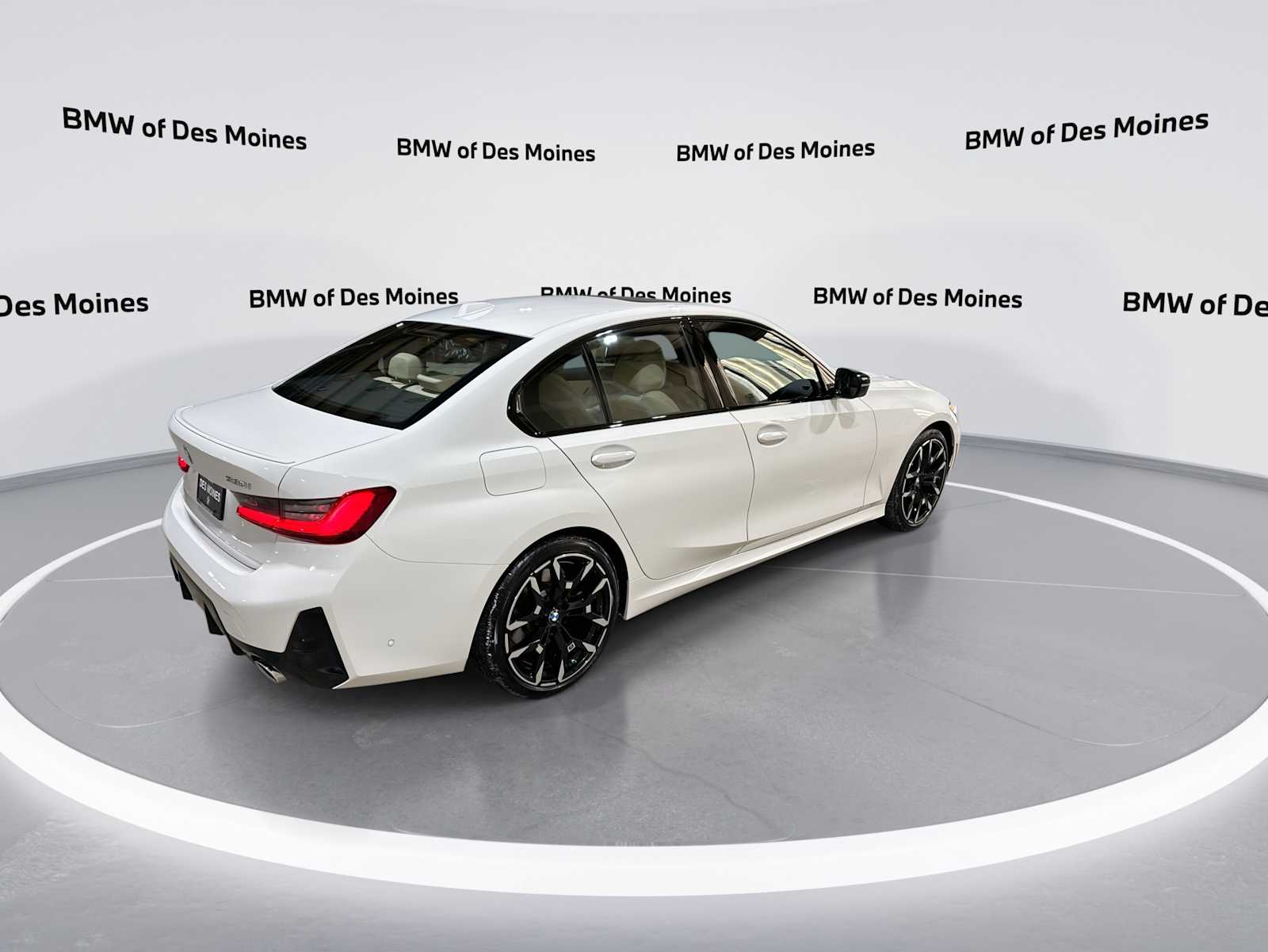 Thumbnail: 2025 BMW 3 Series - 8