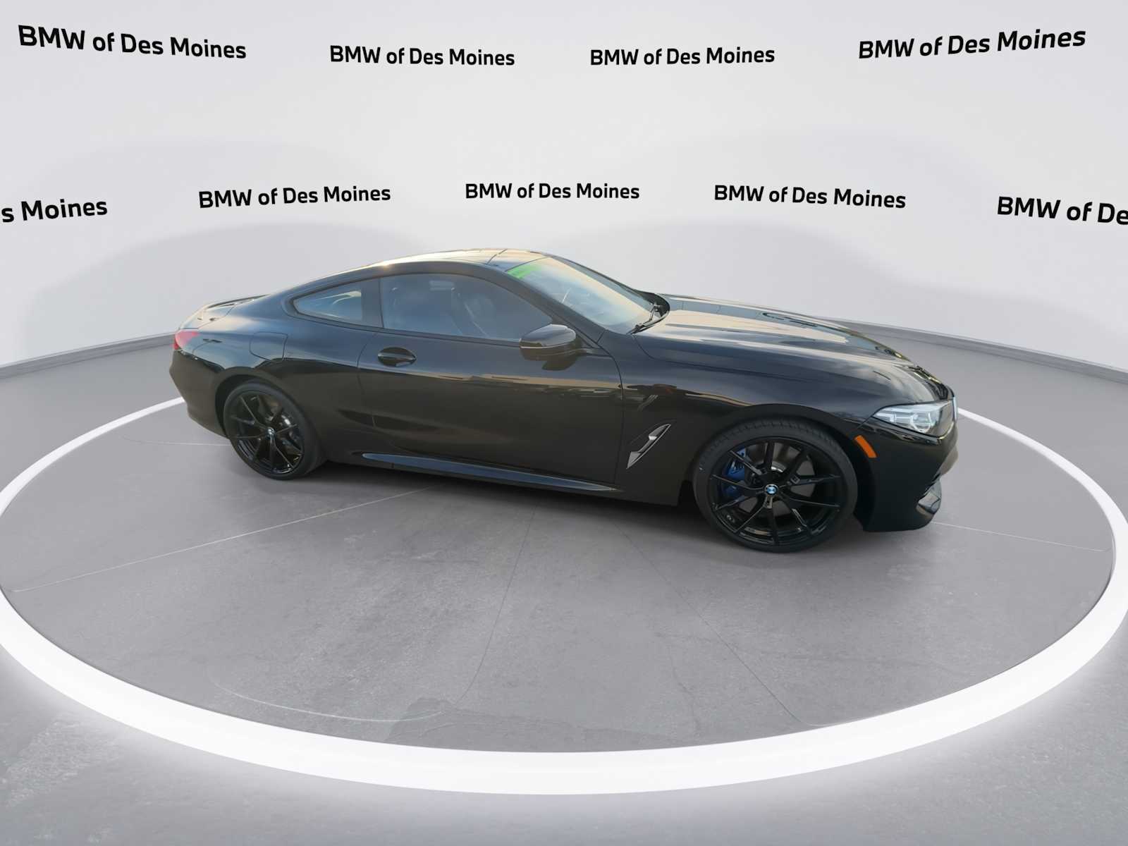 Thumbnail: 2025 BMW 8 Series - 9