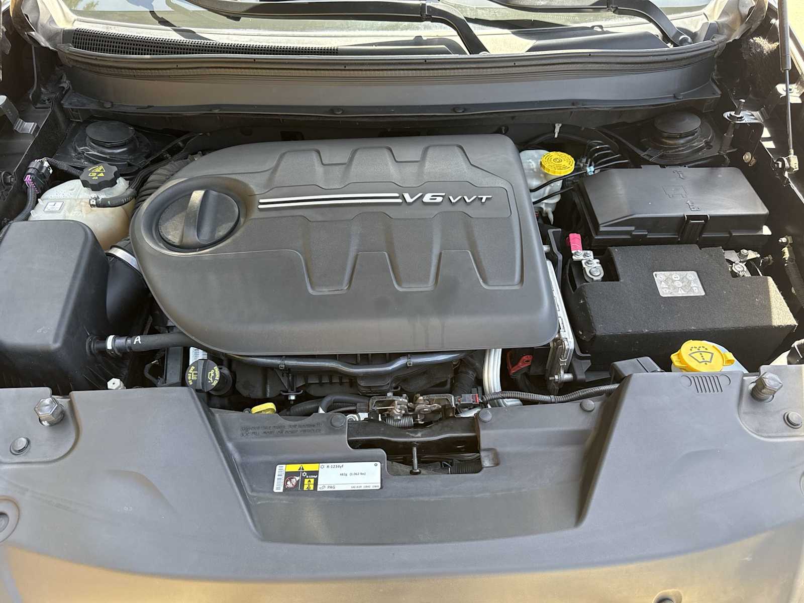 Thumbnail: 2016 Jeep Cherokee - 15