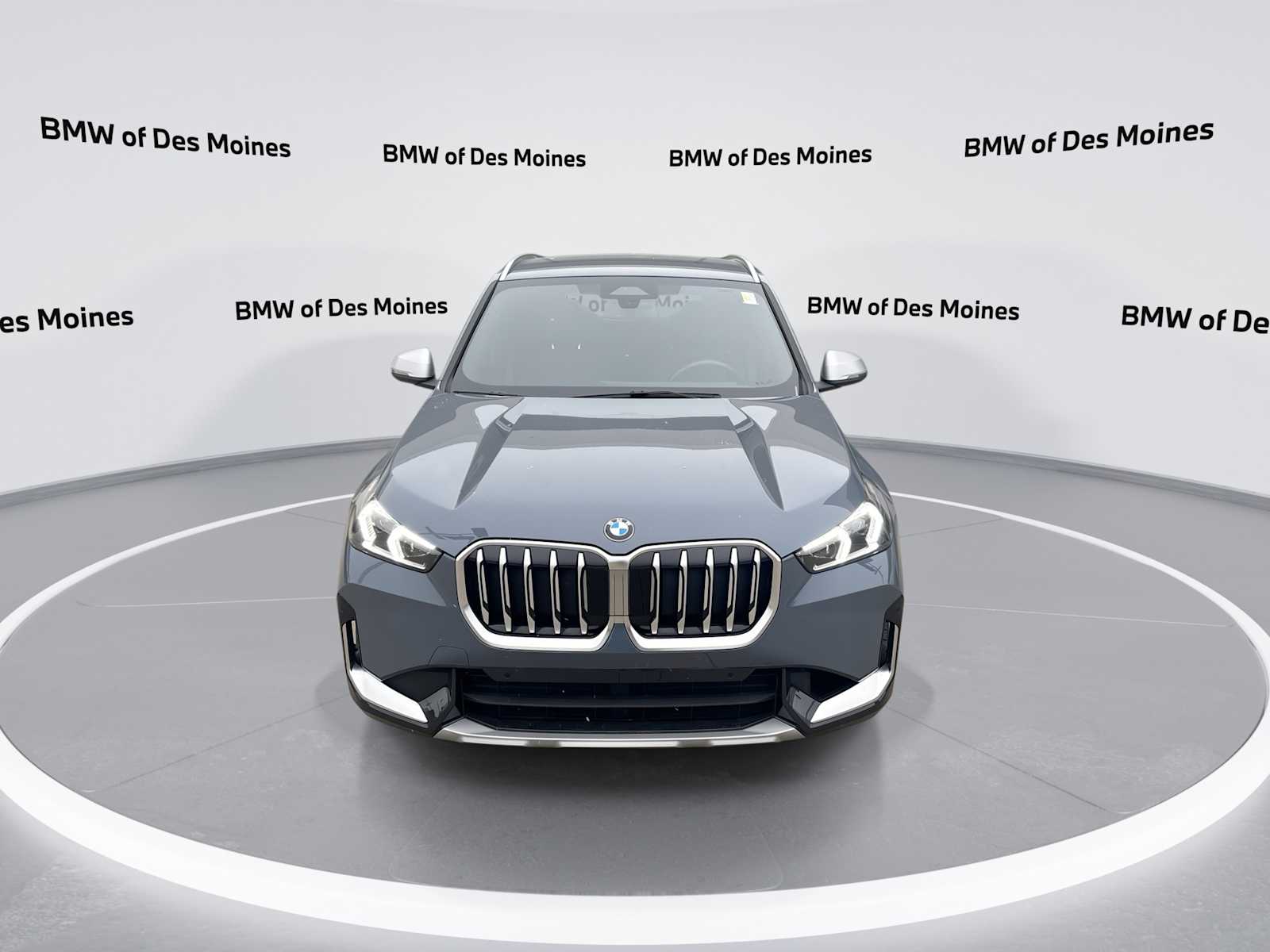 Thumbnail: 2023 BMW X1 - 3