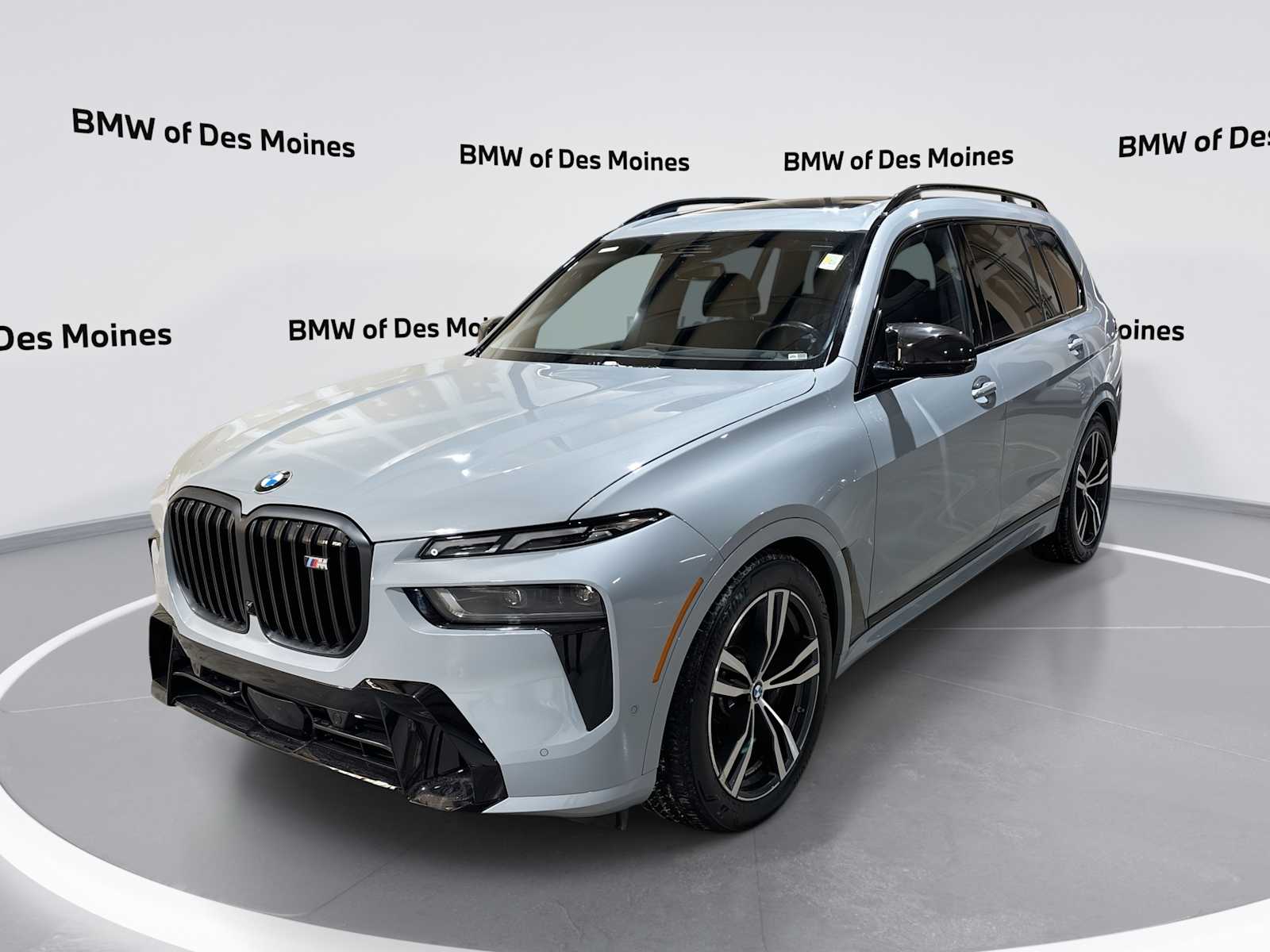 Thumbnail: 2023 BMW X7 - 1