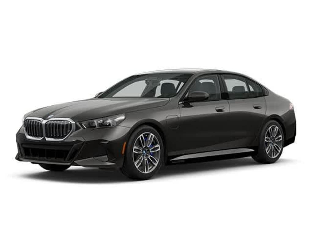 New 2025 BMW 550e xDrive Sedan